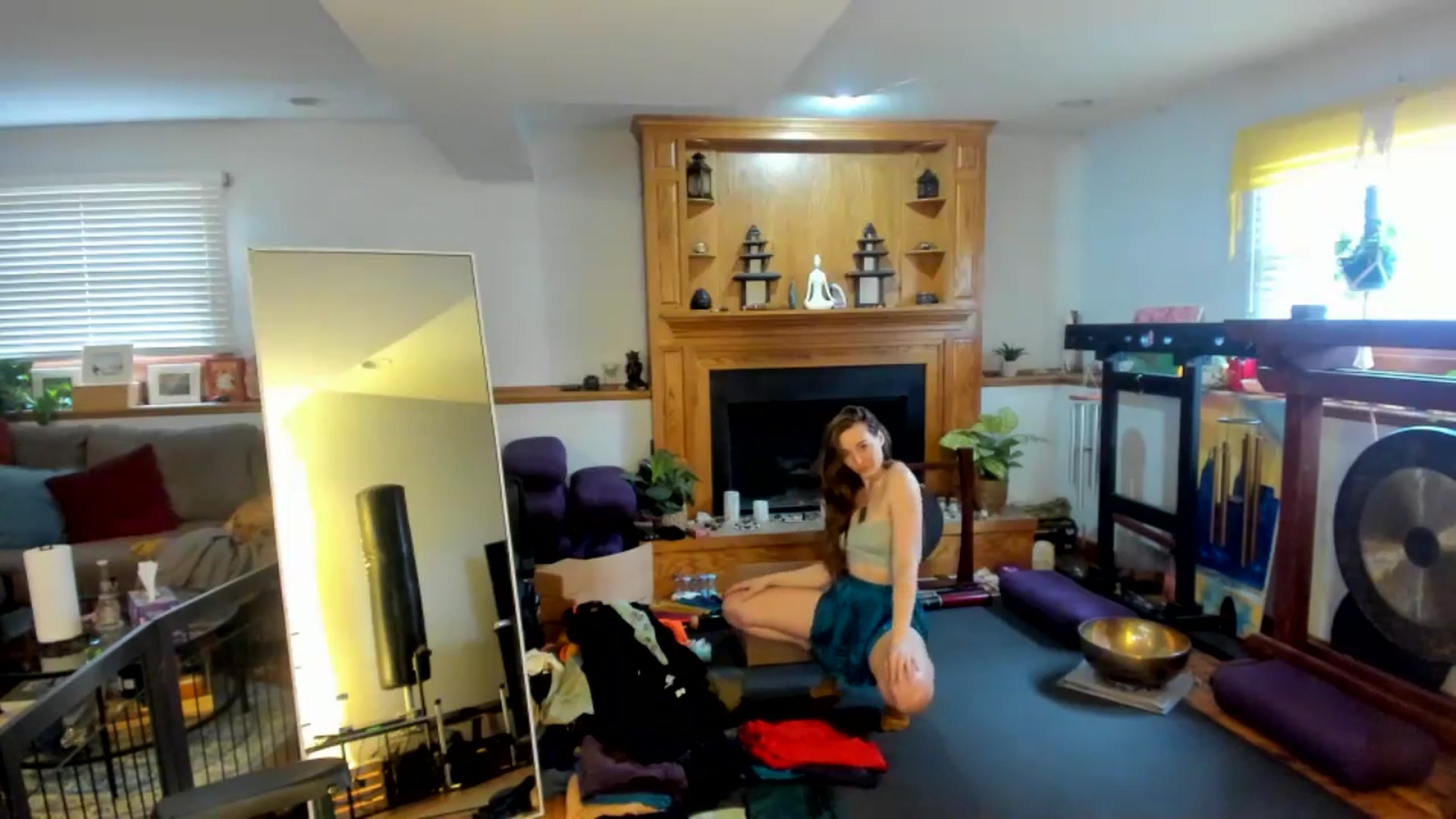 Gallery image thumbnail from She_is_Sam's myfreecams stream on, 03/28/2025, 17:03 image 14 of 20