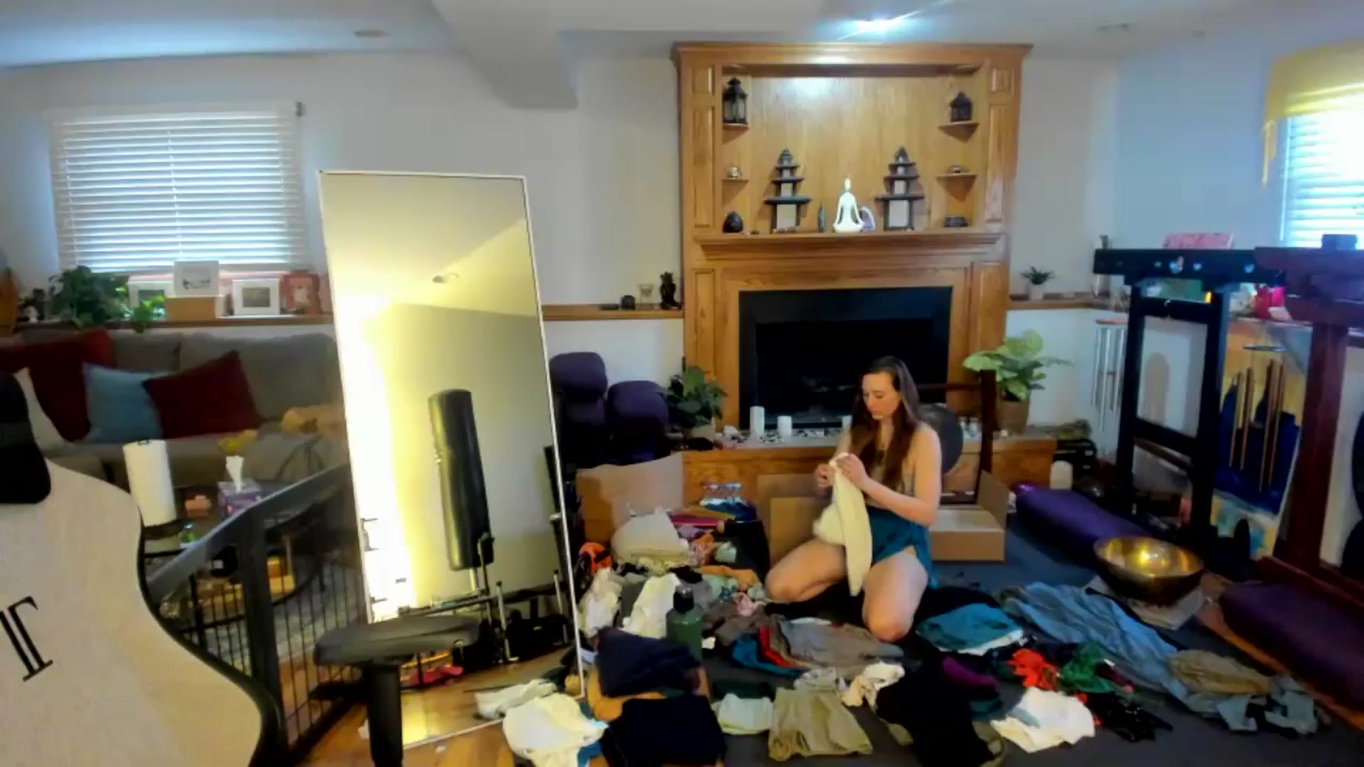 Gallery image thumbnail from She_is_Sam's myfreecams stream on, 03/28/2025, 18:44 image 18 of 20