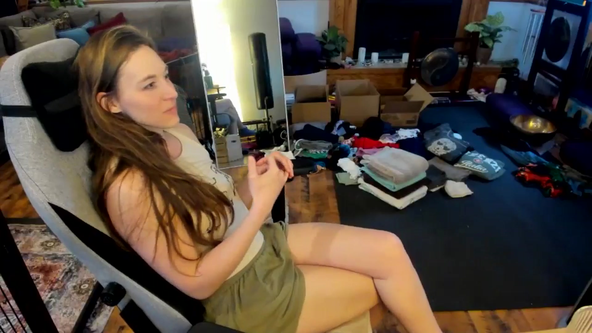 Gallery image thumbnail from She_is_Sam's myfreecams stream on, 04/01/2025, 17:55 image 7 of 20