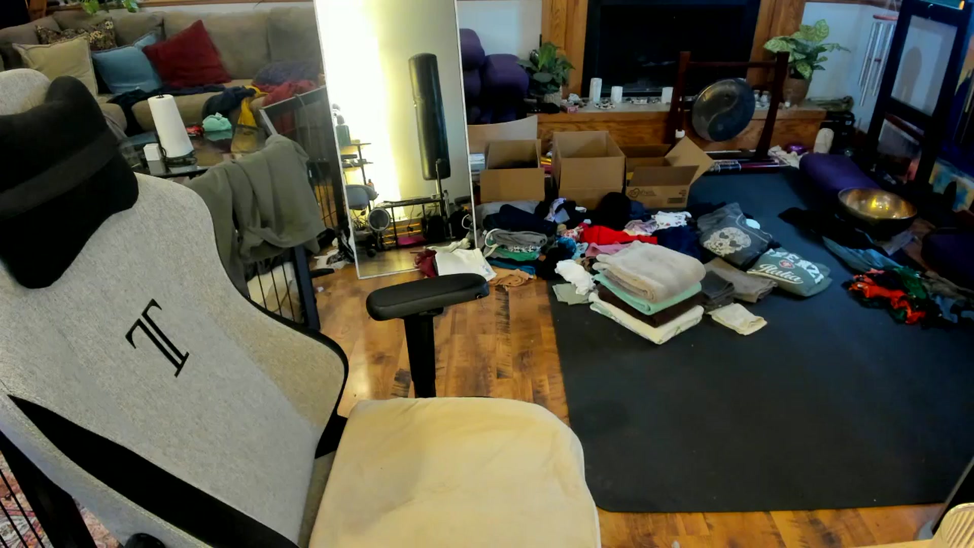 Gallery image thumbnail from She_is_Sam's myfreecams stream on, 04/01/2025, 17:55 image 3 of 20