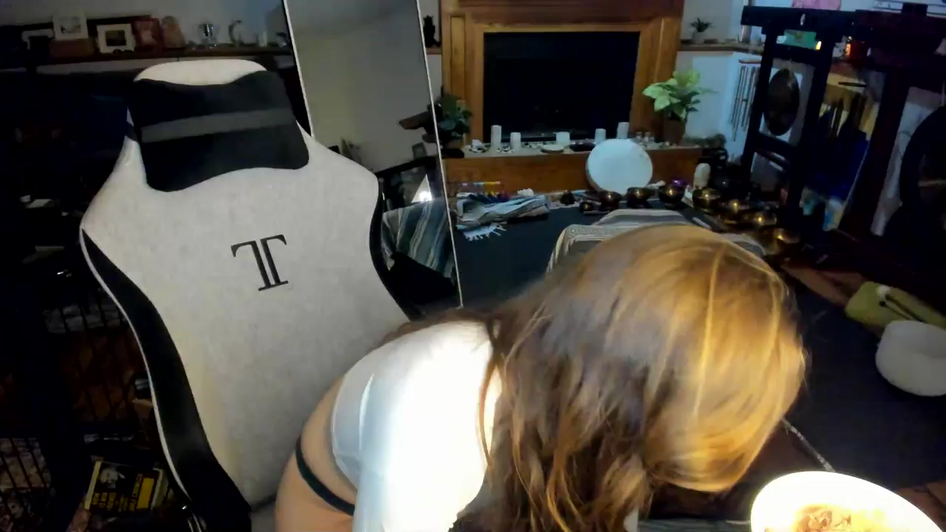 Gallery image thumbnail from She_is_Sam's myfreecams stream on, 04/11/2025, 05:58 image 1 of 20