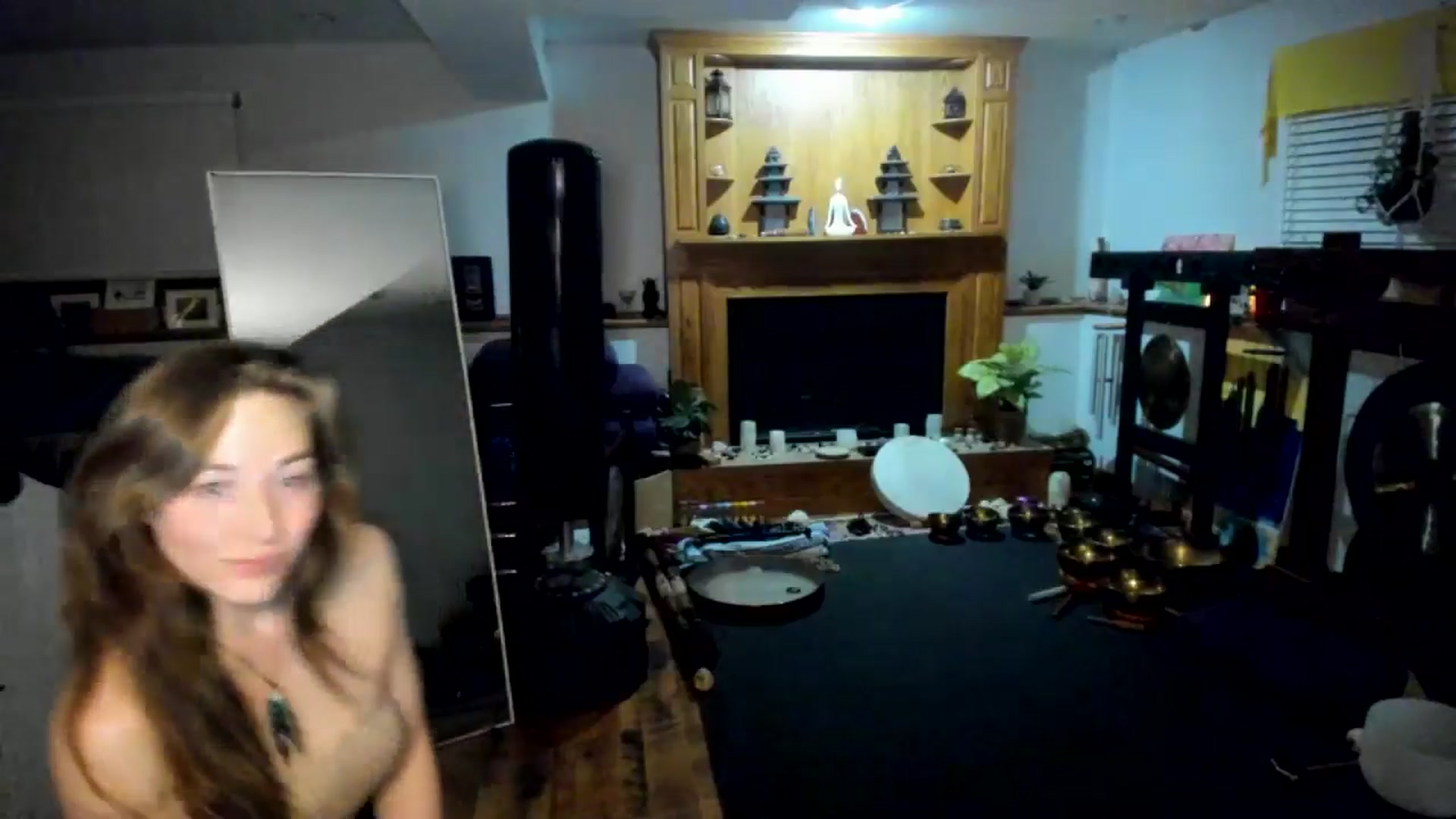 Gallery image thumbnail from She_is_Sam's myfreecams stream on, 04/19/2025, 02:18 image 18 of 20