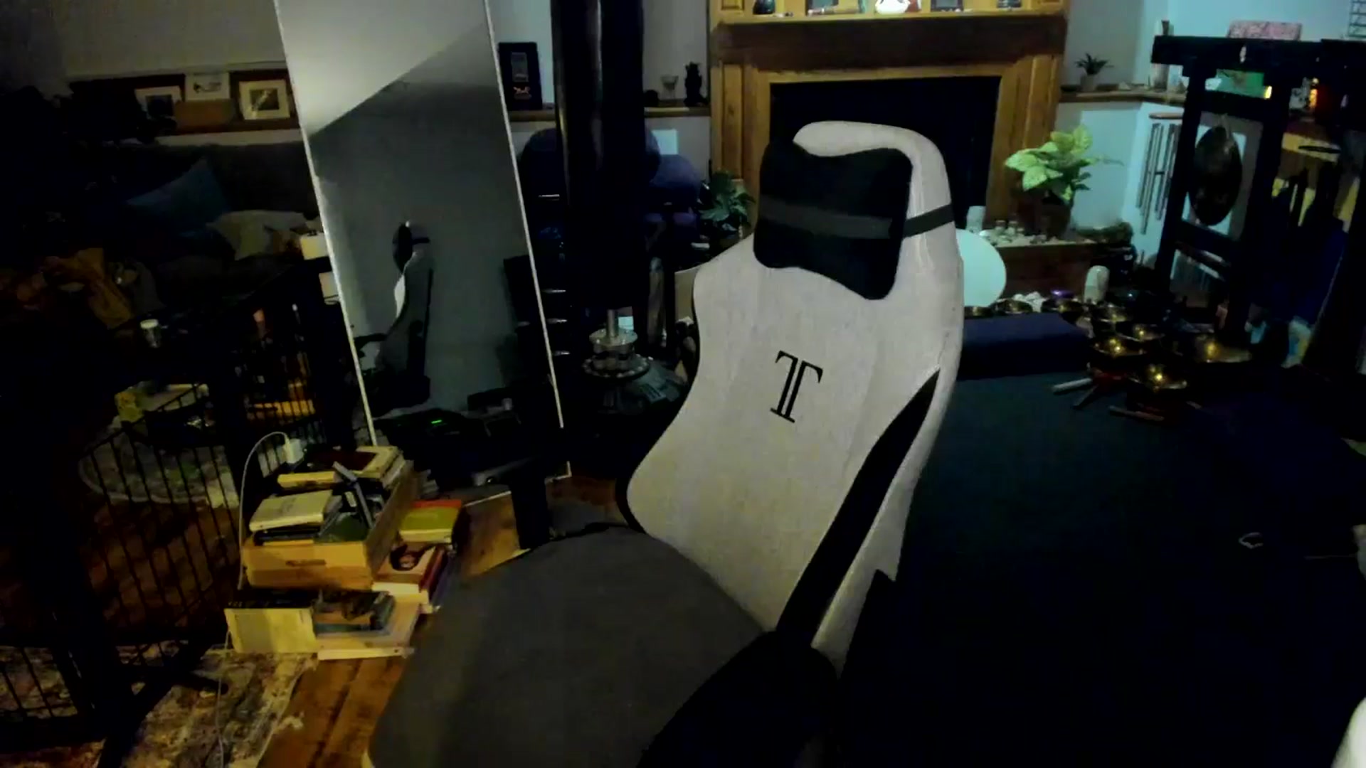 Gallery image thumbnail from She_is_Sam's myfreecams stream on, 04/20/2025, 04:28 image 20 of 20