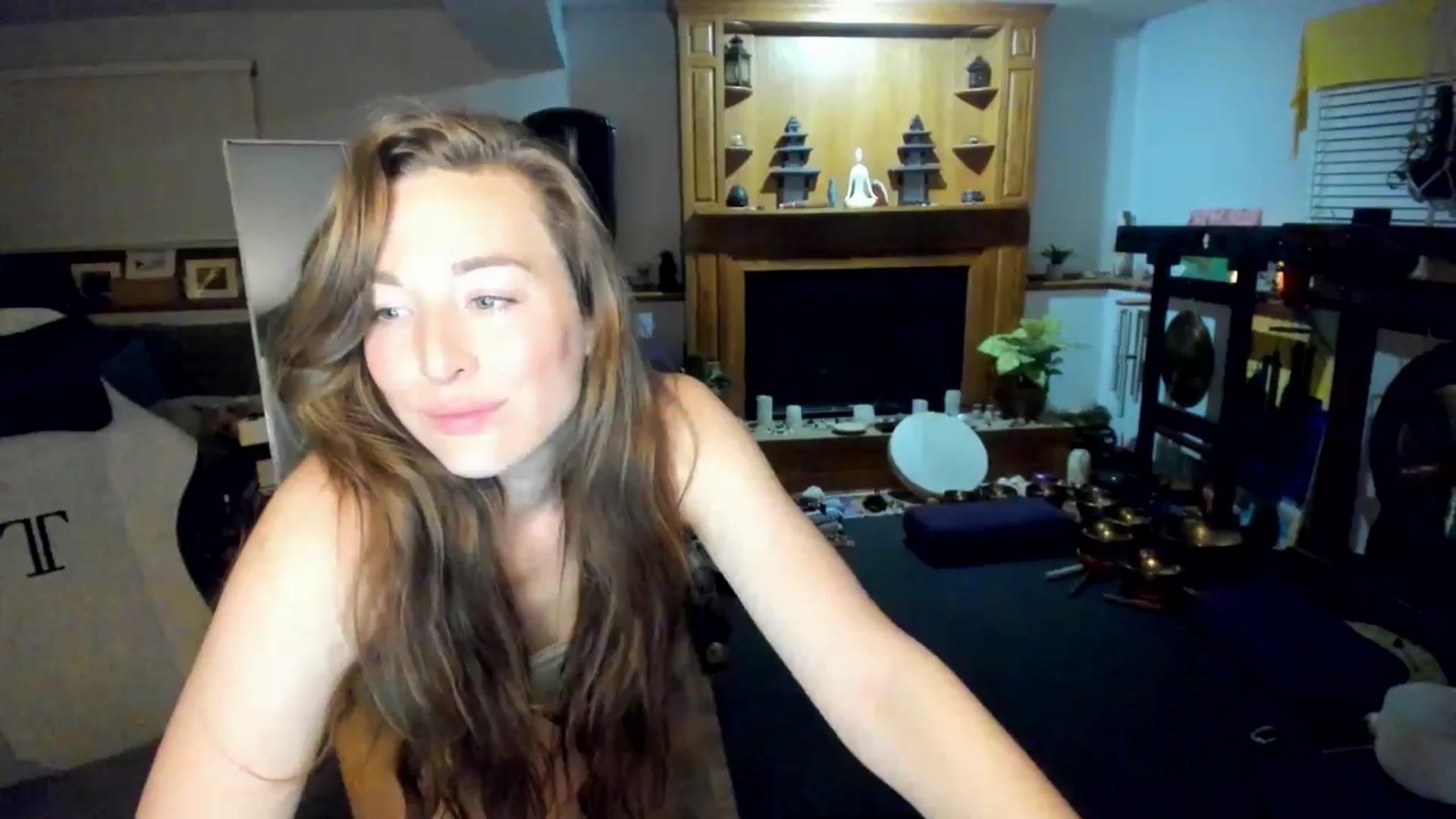 Gallery image thumbnail from She_is_Sam's myfreecams stream on, 04/20/2025, 04:28 image 7 of 20