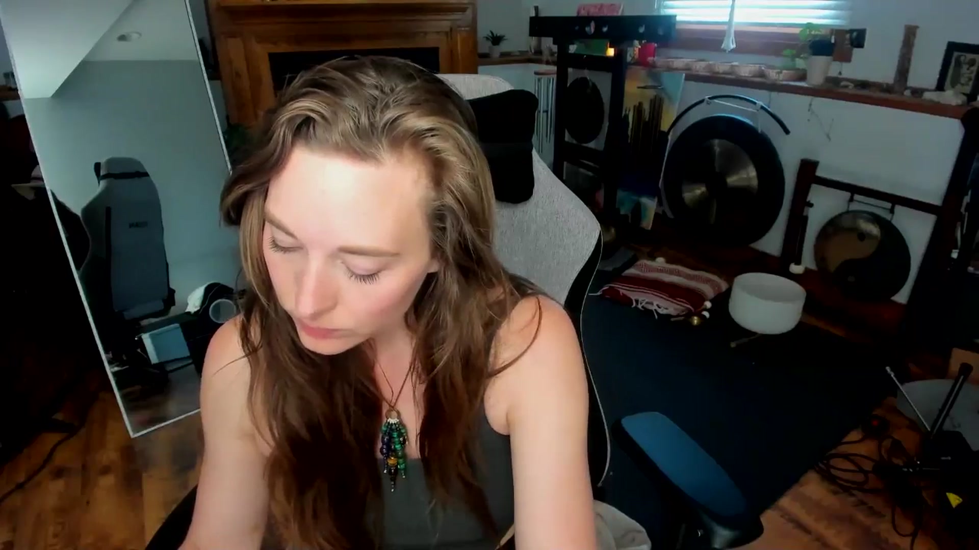 Gallery image thumbnail from She_is_Sam's myfreecams stream on, 05/10/2025, 17:20 image 16 of 20