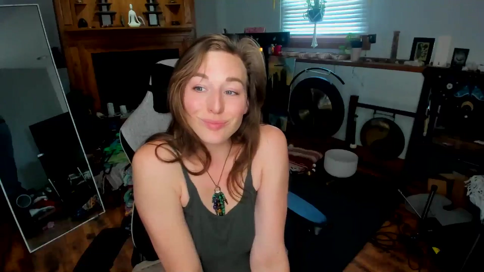 Gallery image thumbnail from She_is_Sam's myfreecams stream on, 05/10/2025, 17:20 image 5 of 20