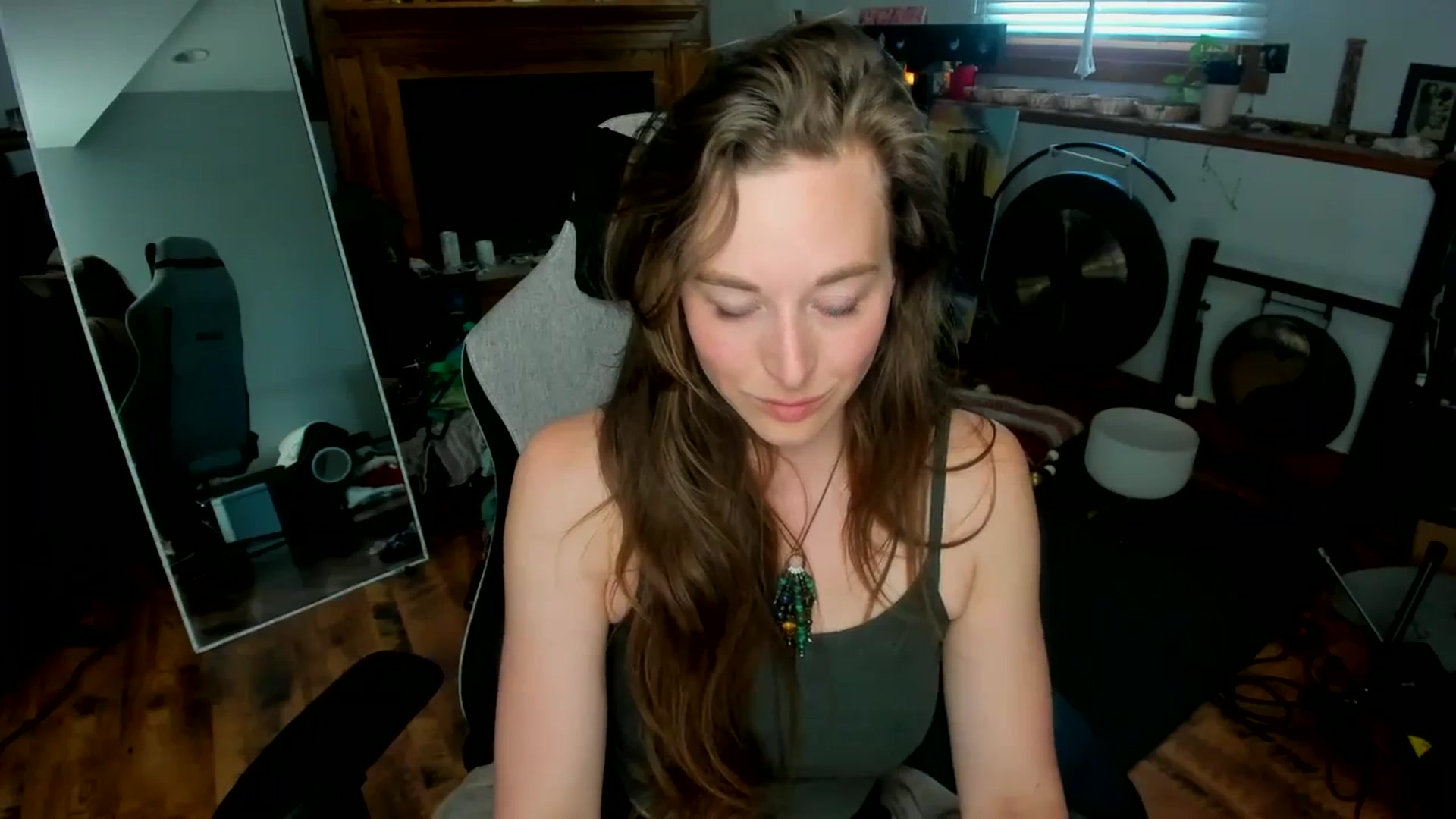 Gallery image thumbnail from She_is_Sam's myfreecams stream on, 05/10/2025, 17:20 image 15 of 20