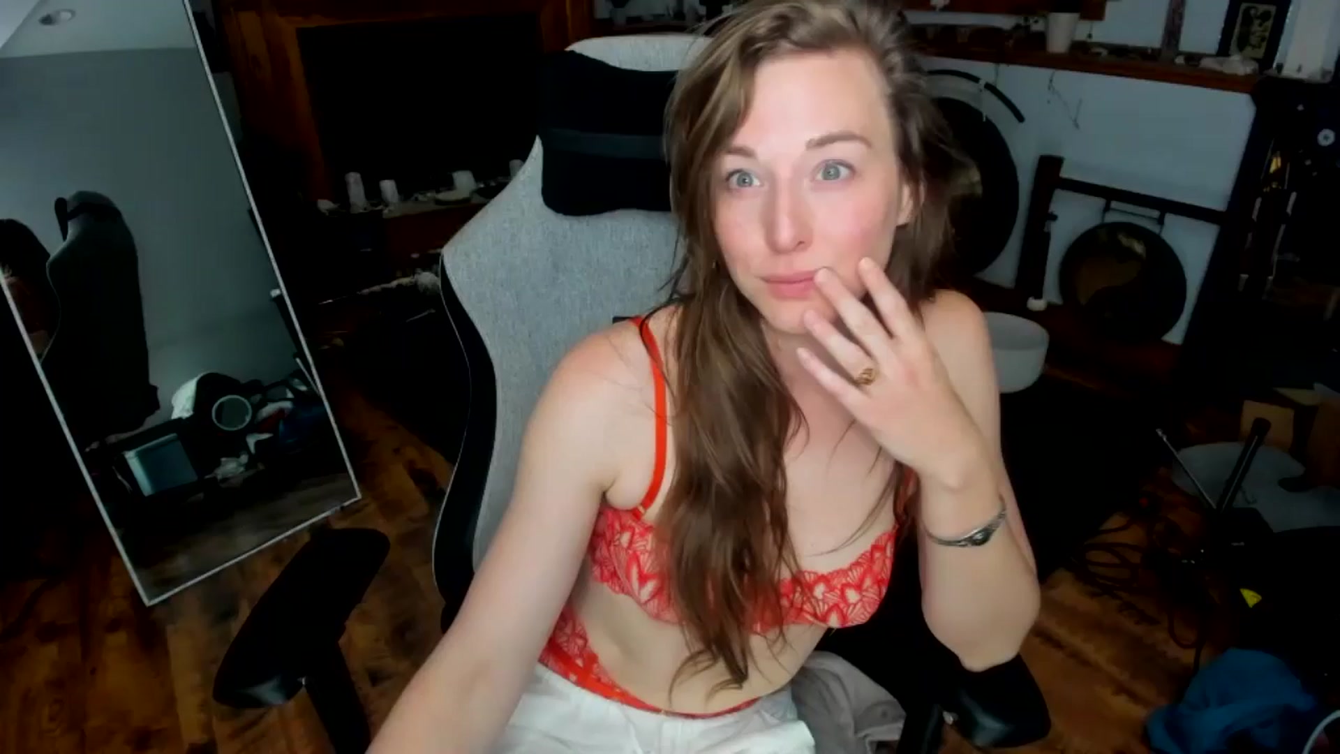 Gallery image thumbnail from She_is_Sam's myfreecams stream on, 05/11/2025, 02:54 image 1 of 20