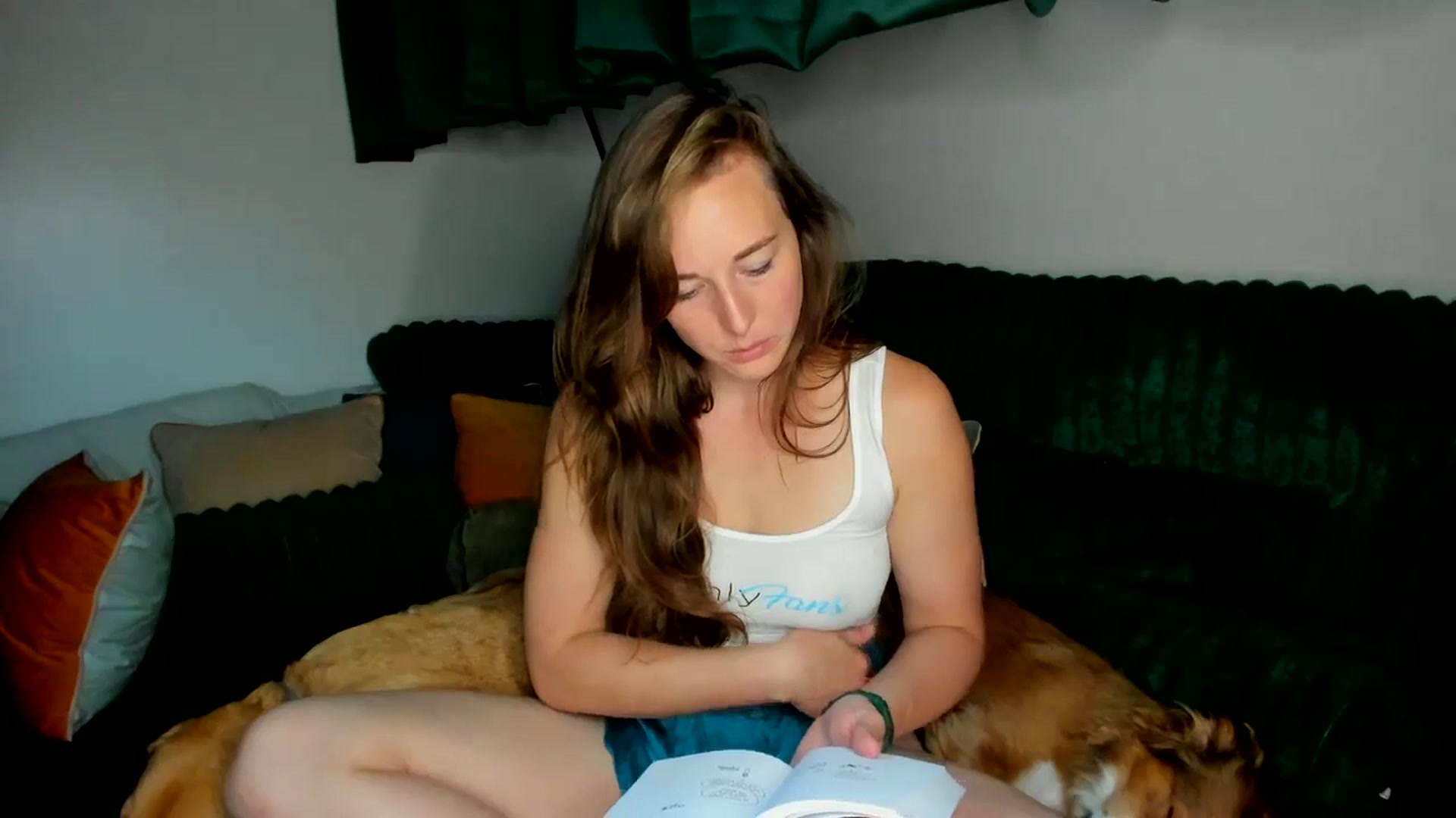 Gallery image thumbnail from She_is_Sam's myfreecams stream on, 09/27/2025, 17:35 image 13 of 20