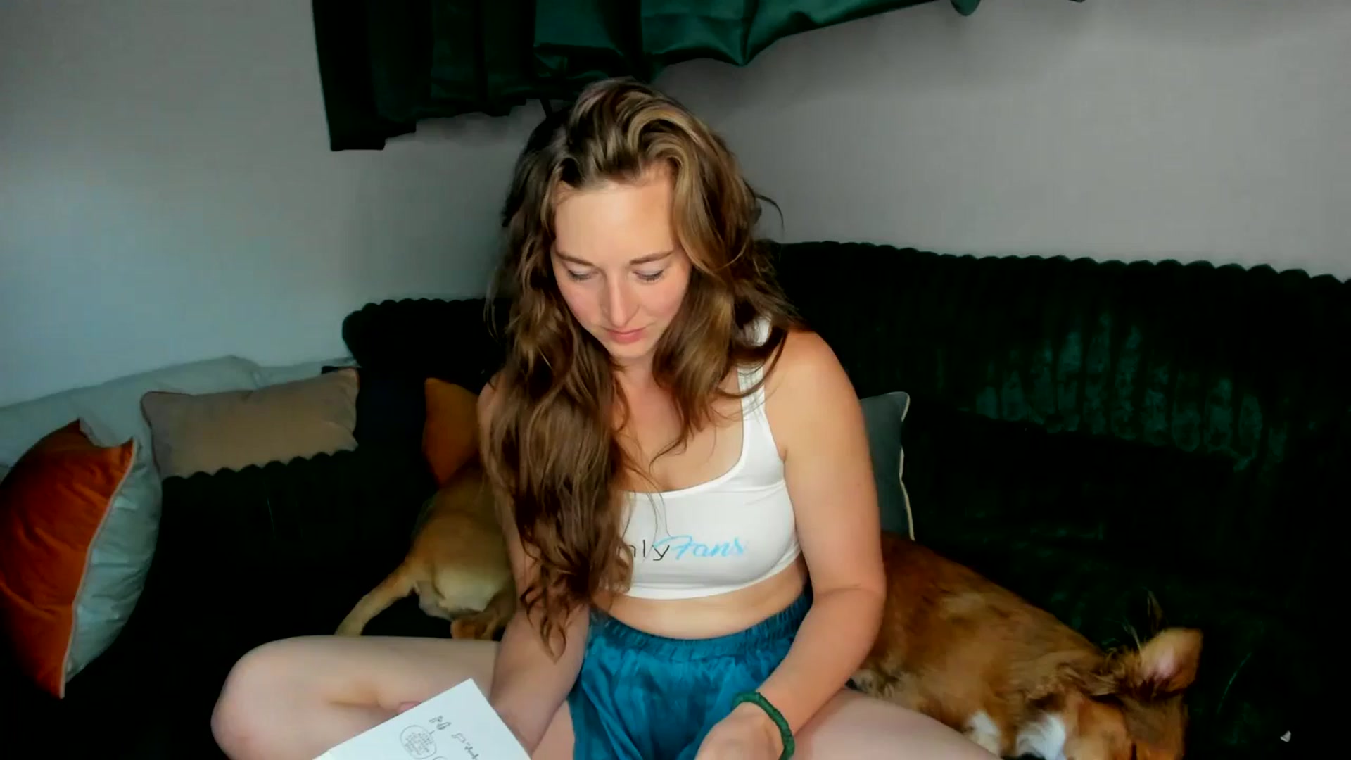 Gallery image thumbnail from She_is_Sam's myfreecams stream on, 09/27/2025, 17:35 image 1 of 20