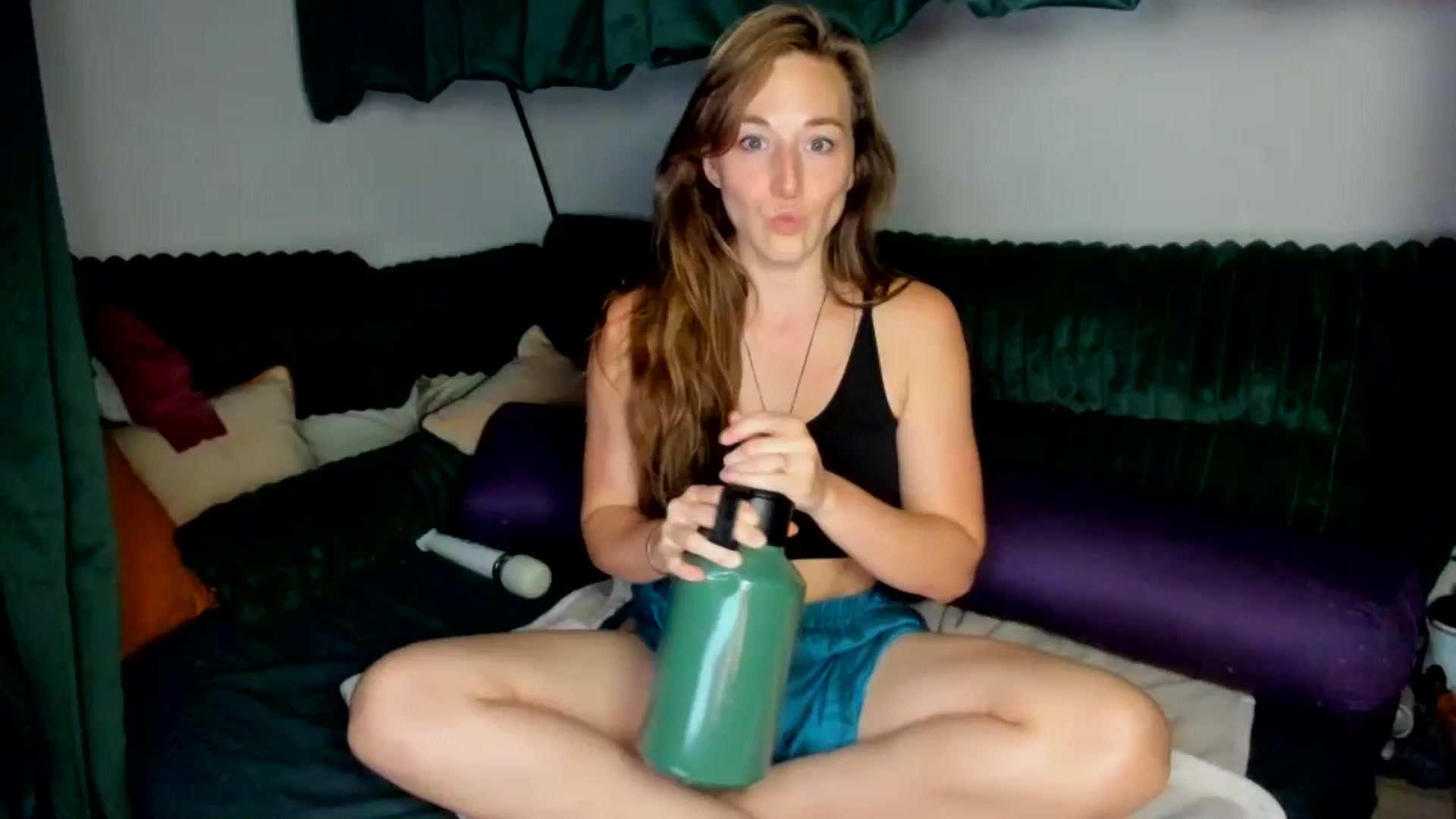 Gallery image thumbnail from She_is_Sam's myfreecams stream on, 10/04/2025, 08:12 image 1 of 20