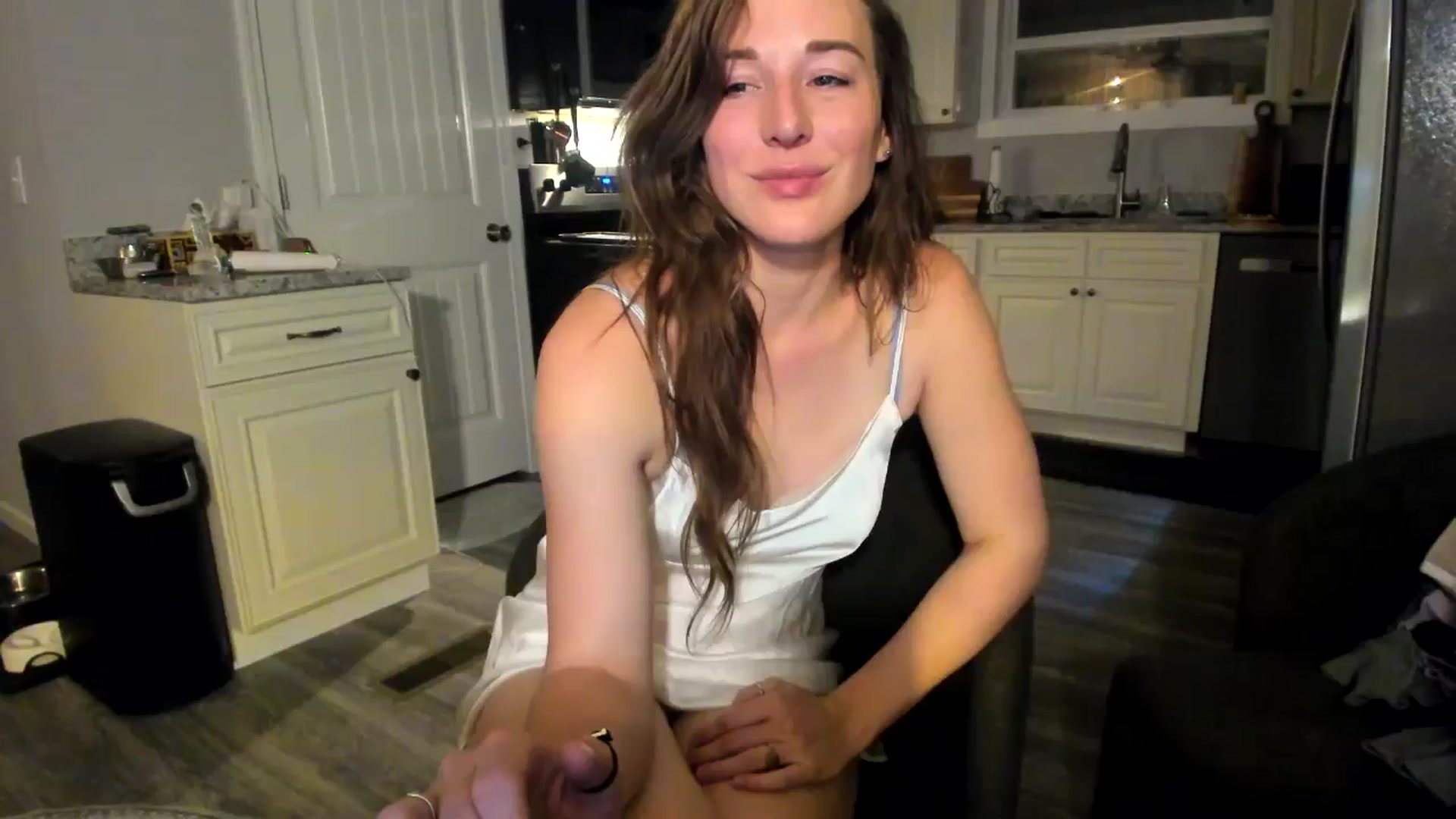 Gallery image thumbnail from She_is_Sam's myfreecams stream on, 11/15/2025, 04:13 image 18 of 20