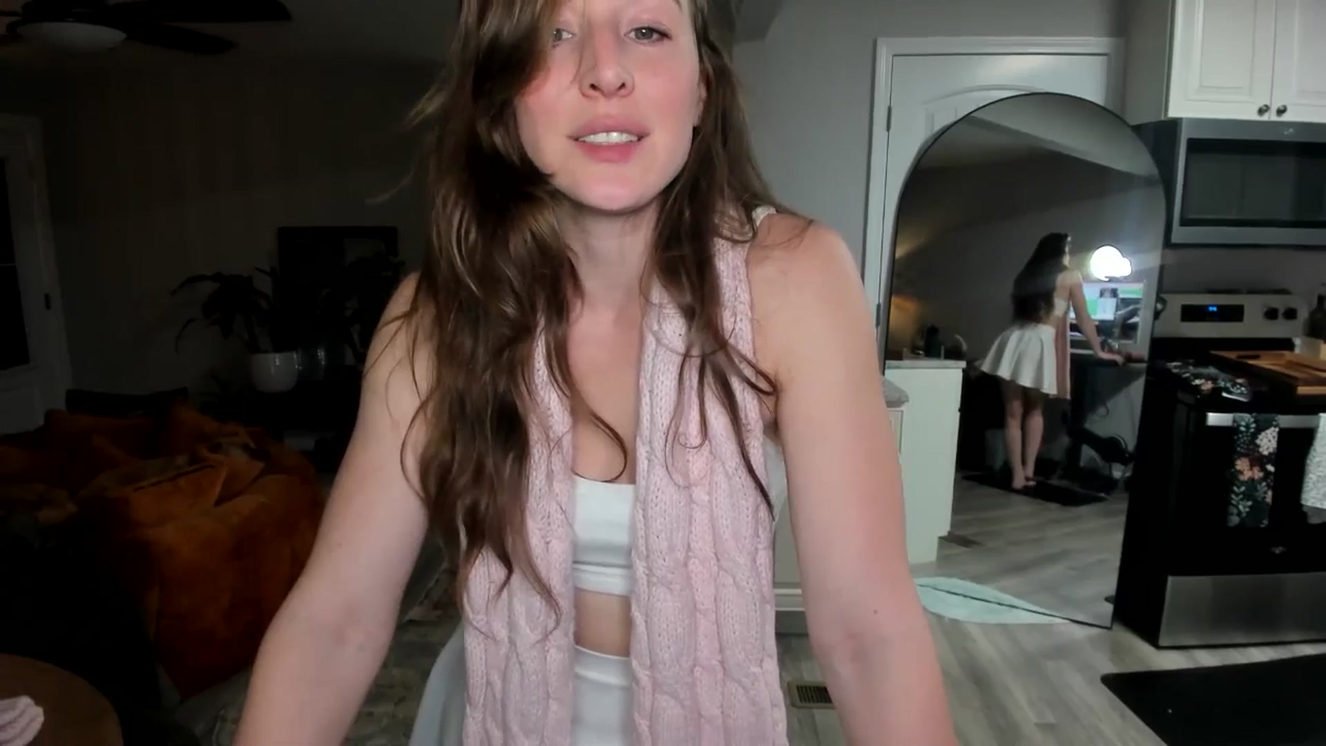 Gallery image thumbnail from She_is_Sam's myfreecams stream on, 12/21/2025, 03:32 image 3 of 20