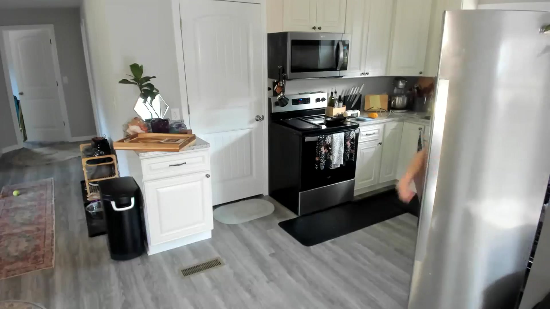Gallery image thumbnail from She_is_Sam's myfreecams stream on, 12/21/2025, 17:36 image 4 of 20
