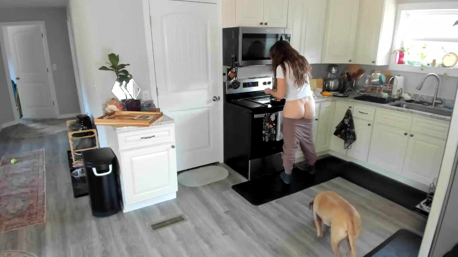 Gallery image thumbnail from She_is_Sam's myfreecams stream on, 12/21/2025, 17:36 image 7 of 20