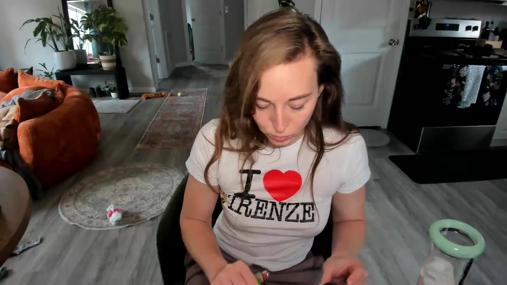 Gallery image thumbnail from She_is_Sam's myfreecams stream on, 12/21/2025, 18:22 image 16 of 20