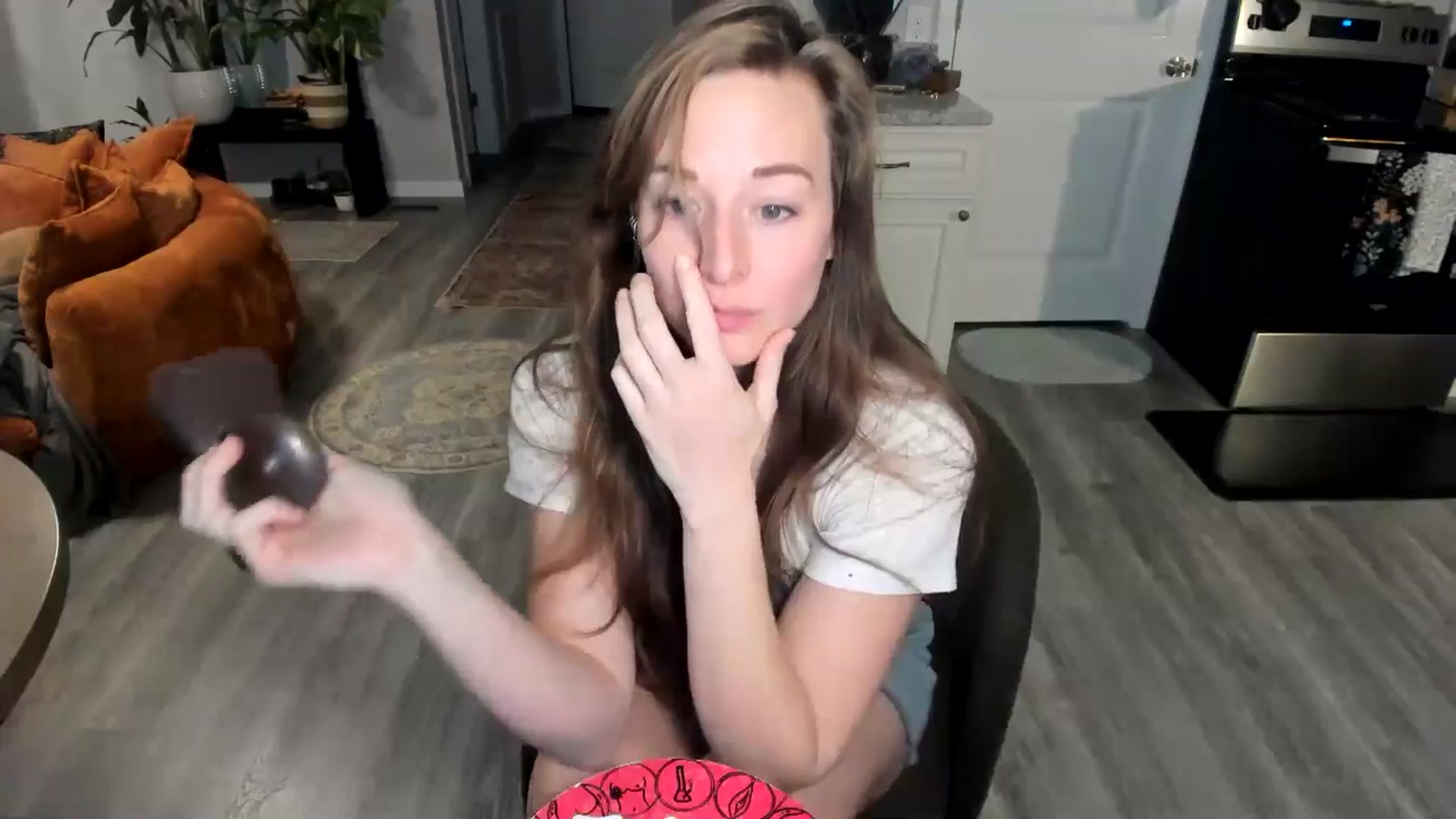 Gallery image thumbnail from She_is_Sam's myfreecams stream on, 12/22/2025, 06:39 image 9 of 20