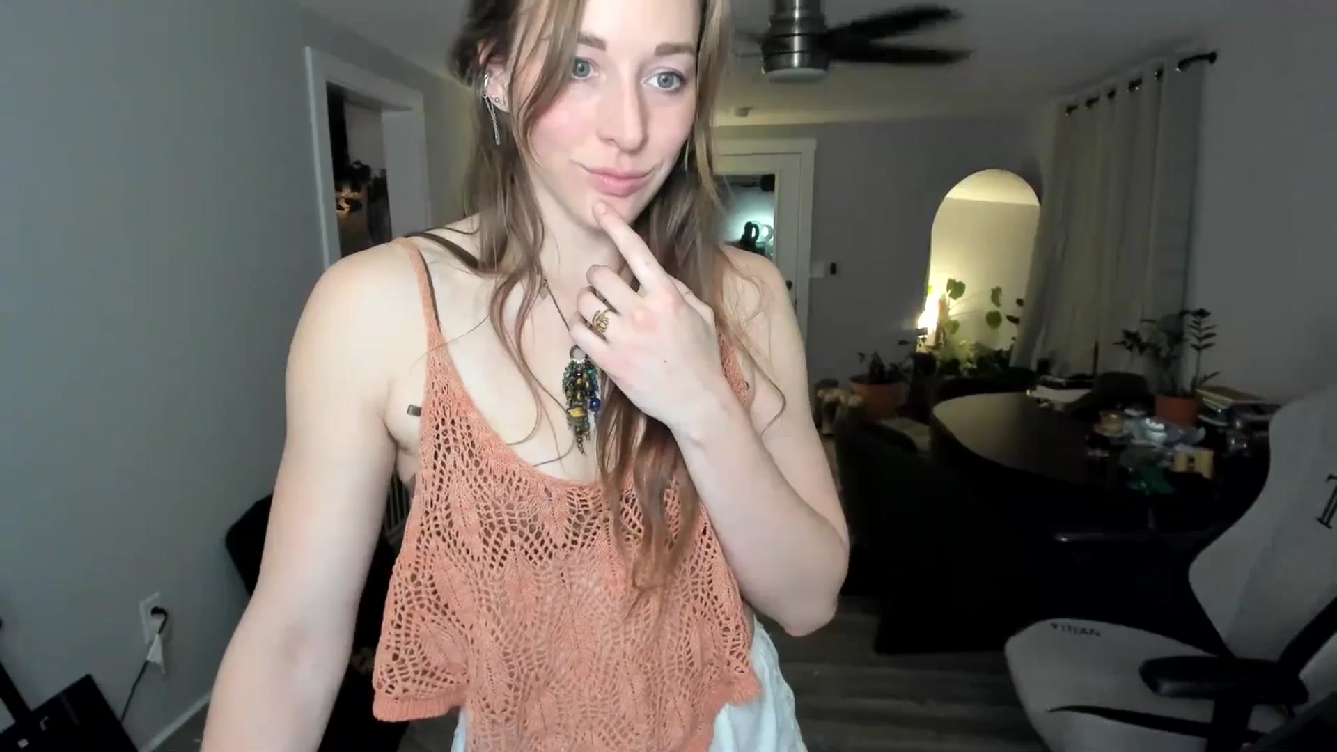 Gallery image thumbnail from She_is_Sam's myfreecams stream on, 02/01/2026, 06:33 image 4 of 20