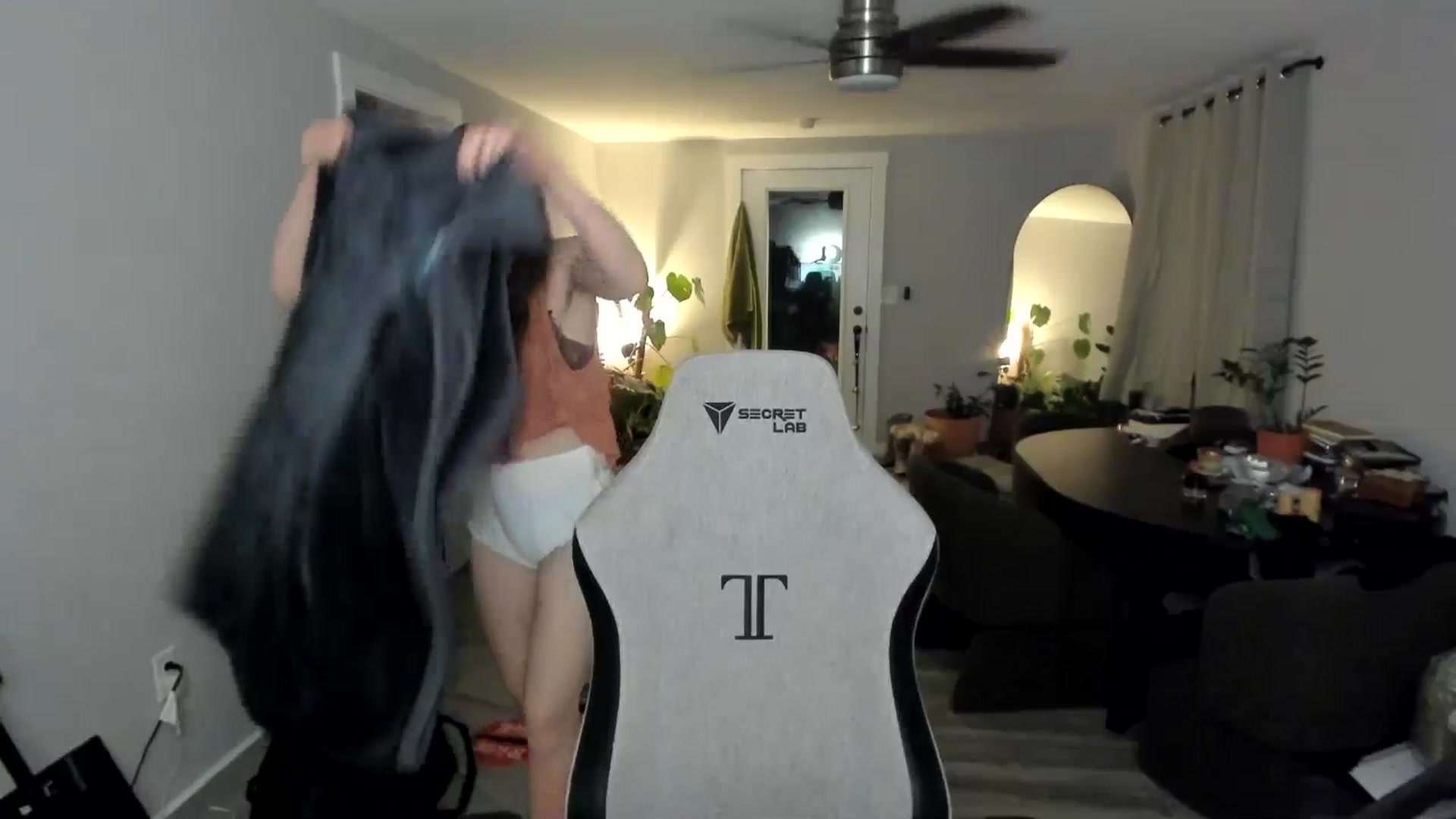 Gallery image thumbnail from She_is_Sam's myfreecams stream on, 02/01/2026, 06:33 image 18 of 20