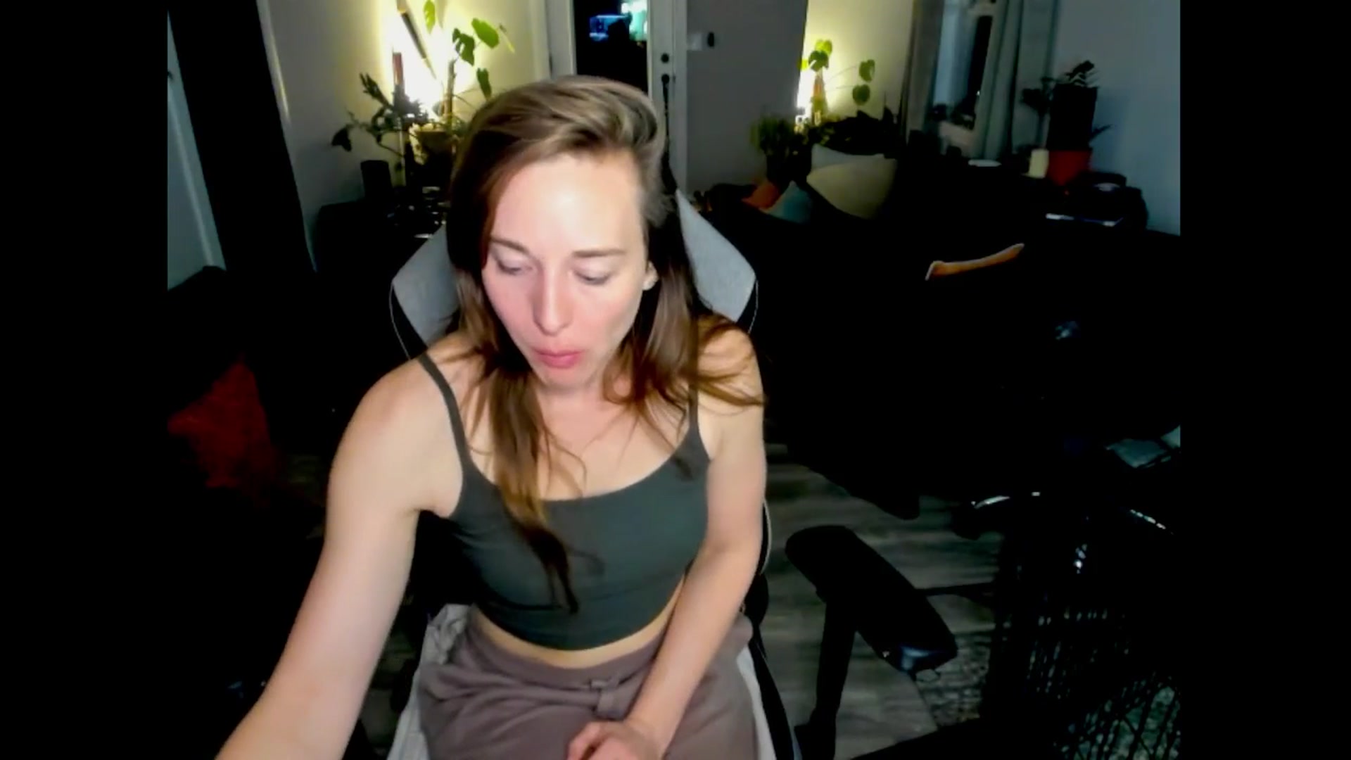 Gallery image thumbnail from She_is_Sam's myfreecams stream on, 02/23/2026, 04:15 image 10 of 20