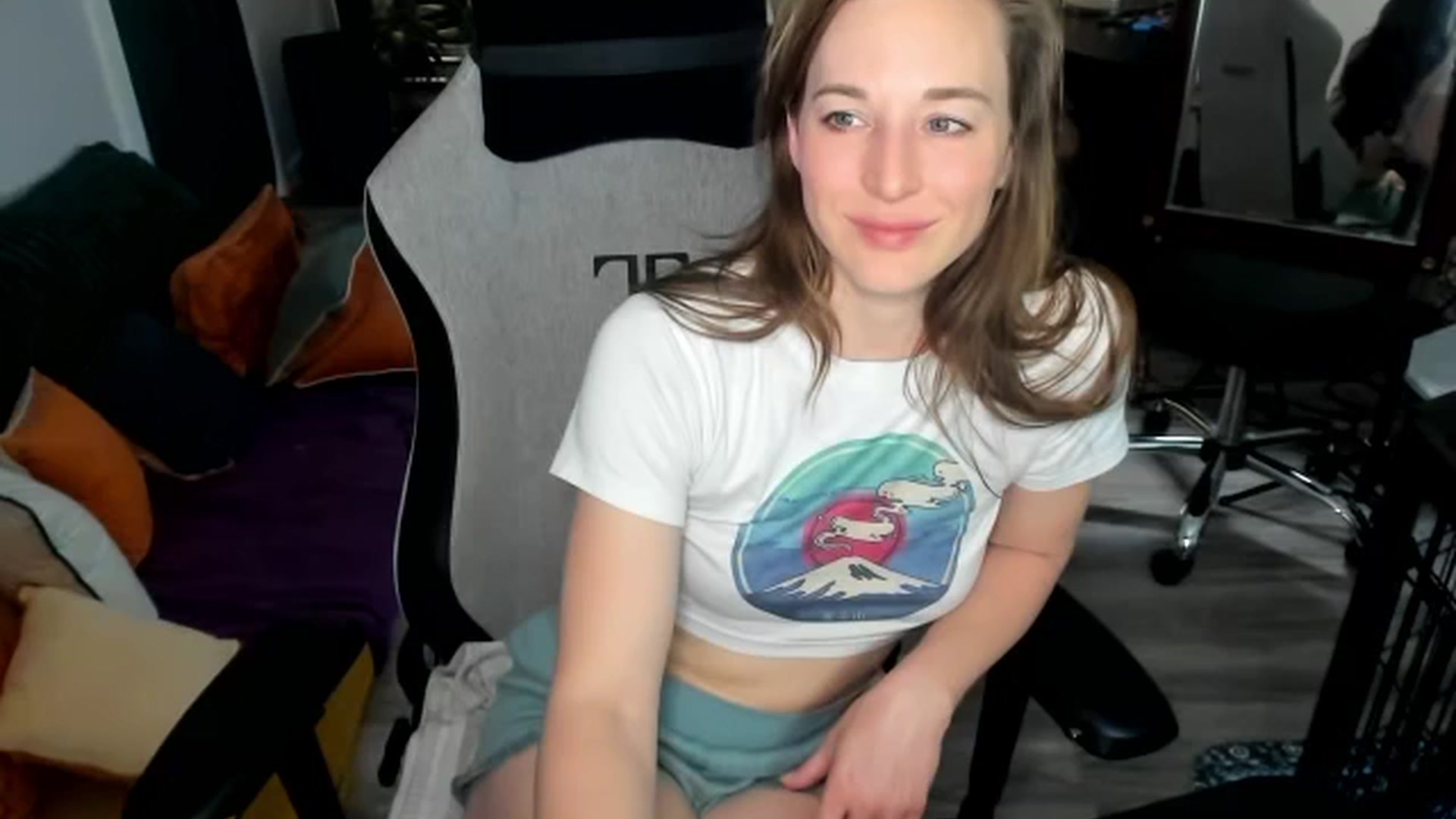 Gallery image thumbnail from She_is_Sam's myfreecams stream on, 02/26/2026, 05:15 image 10 of 20