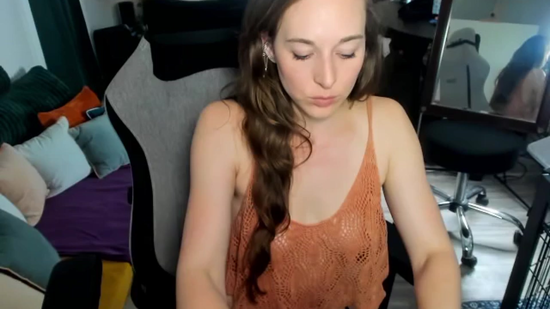Gallery image thumbnail from She_is_Sam's myfreecams stream on, 02/27/2026, 20:53 image 16 of 20