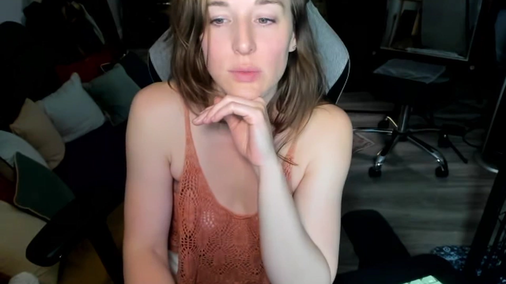 Gallery image thumbnail from She_is_Sam's myfreecams stream on, 02/28/2026, 06:54 image 8 of 20