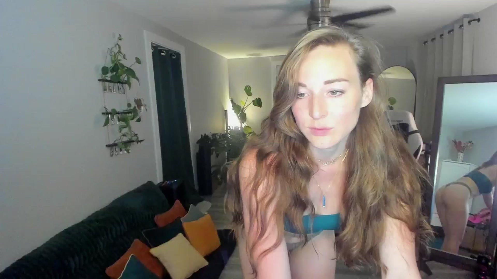 Gallery image thumbnail from She_is_Sam's myfreecams stream on, 04/23/2026, 03:13 image 8 of 20