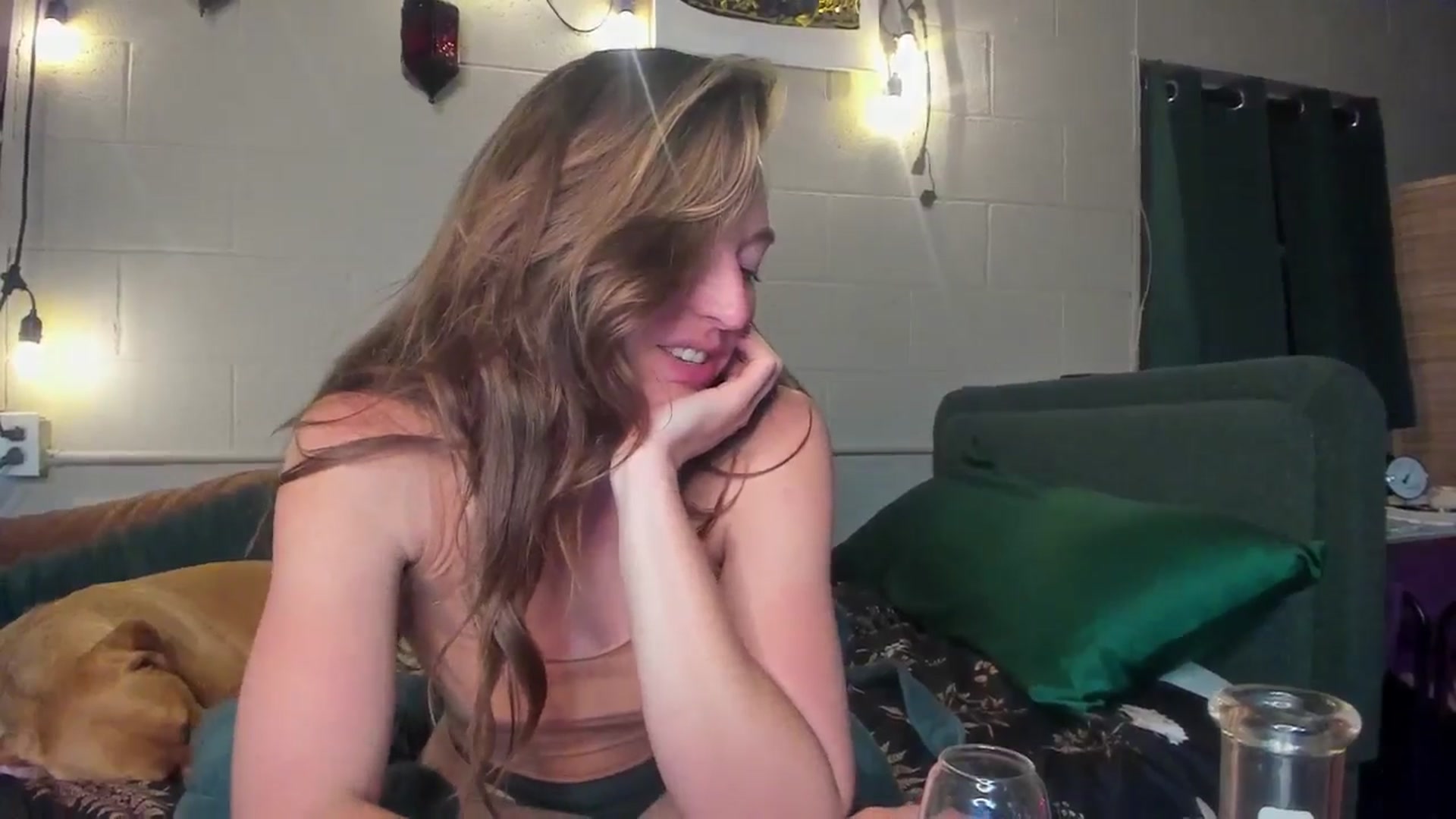 Gallery image thumbnail from She_is_Sam's myfreecams stream on, 04/26/2026, 06:17 image 16 of 20