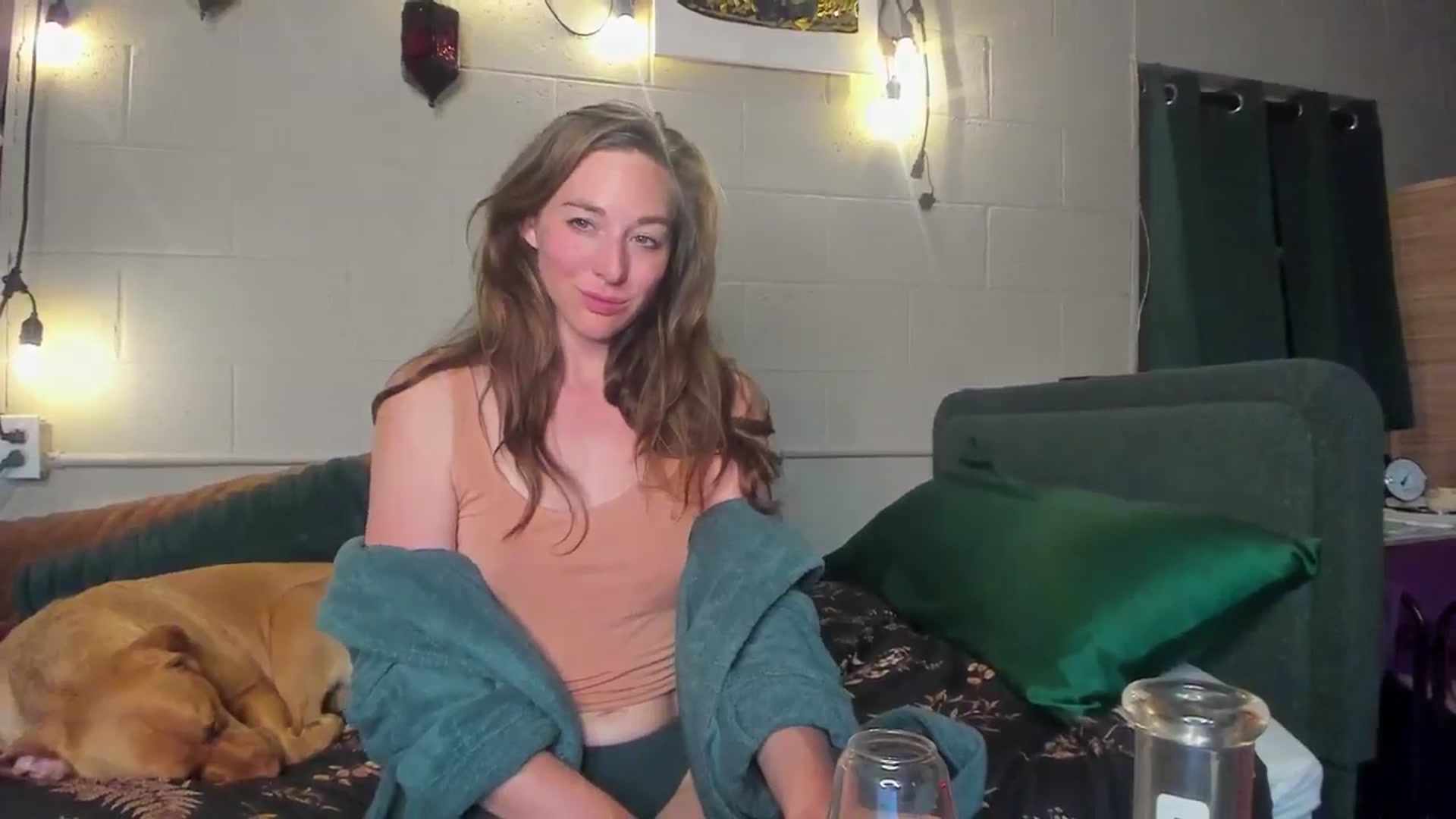Gallery image thumbnail from She_is_Sam's myfreecams stream on, 04/26/2026, 06:17 image 8 of 20