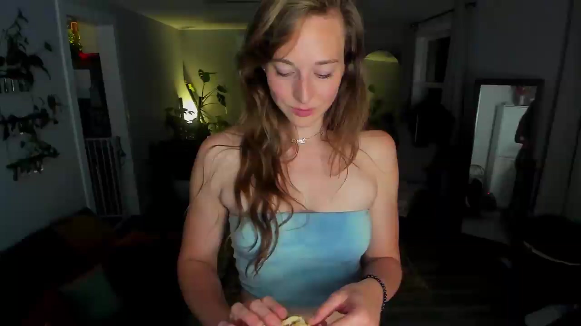 Gallery image thumbnail from She_is_Sam's myfreecams stream on, 05/16/2026, 02:34 image 12 of 20