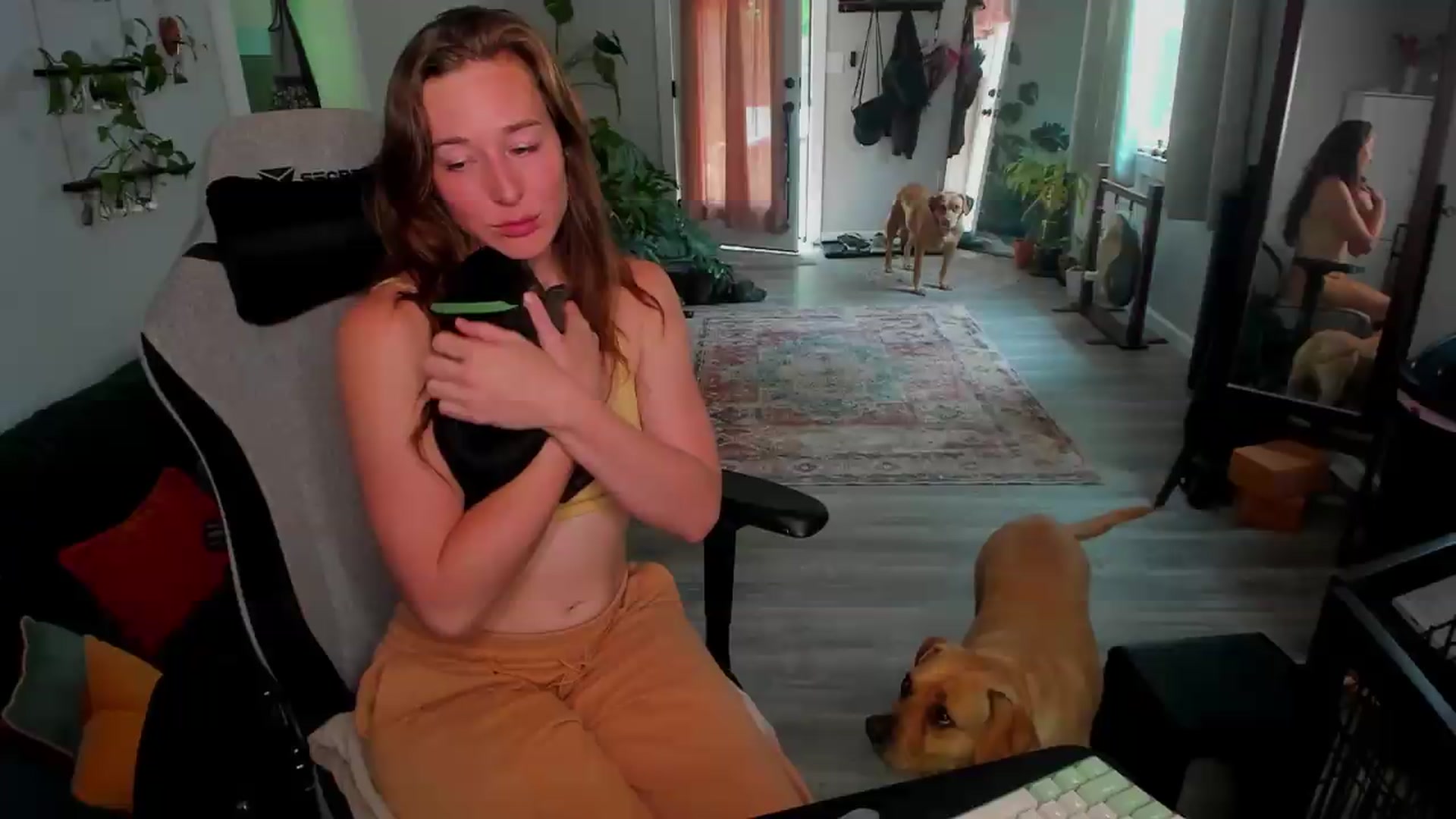 Gallery image thumbnail from She_is_Sam's myfreecams stream on, 05/16/2026, 16:52 image 2 of 20