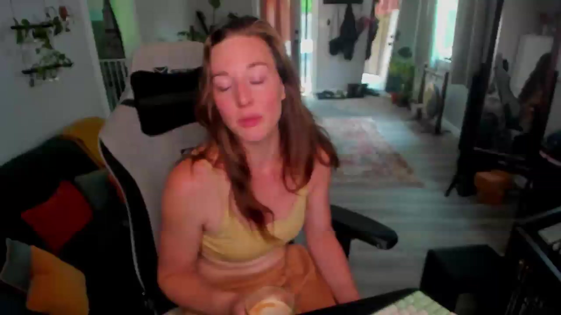 Gallery image thumbnail from She_is_Sam's myfreecams stream on, 05/16/2026, 16:52 image 5 of 20