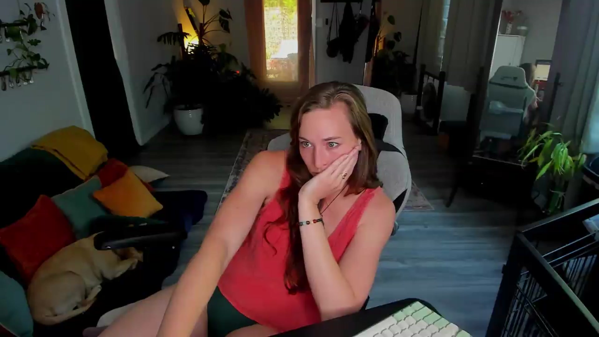 Gallery image thumbnail from She_is_Sam's myfreecams stream on, 05/18/2026, 22:02 image 17 of 20