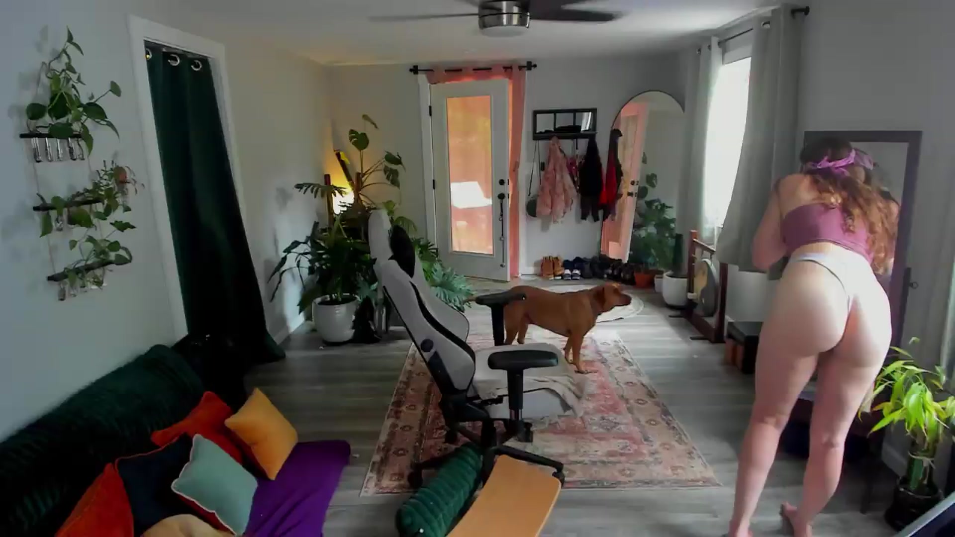 Gallery image thumbnail from She_is_Sam's myfreecams stream on, 05/22/2026, 16:44 image 20 of 20