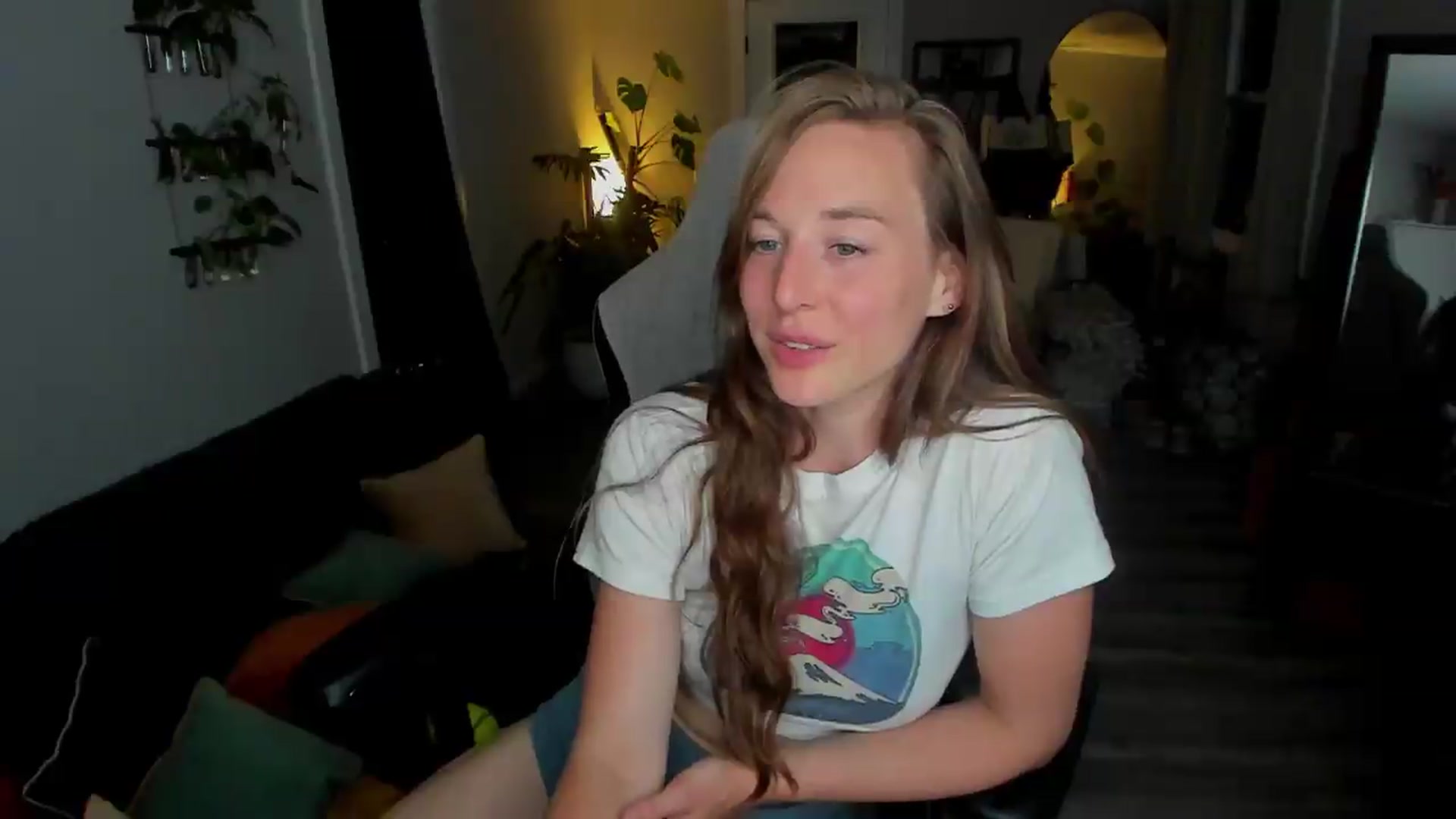 Gallery image thumbnail from She_is_Sam's myfreecams stream on, 05/30/2026, 05:02 image 13 of 20