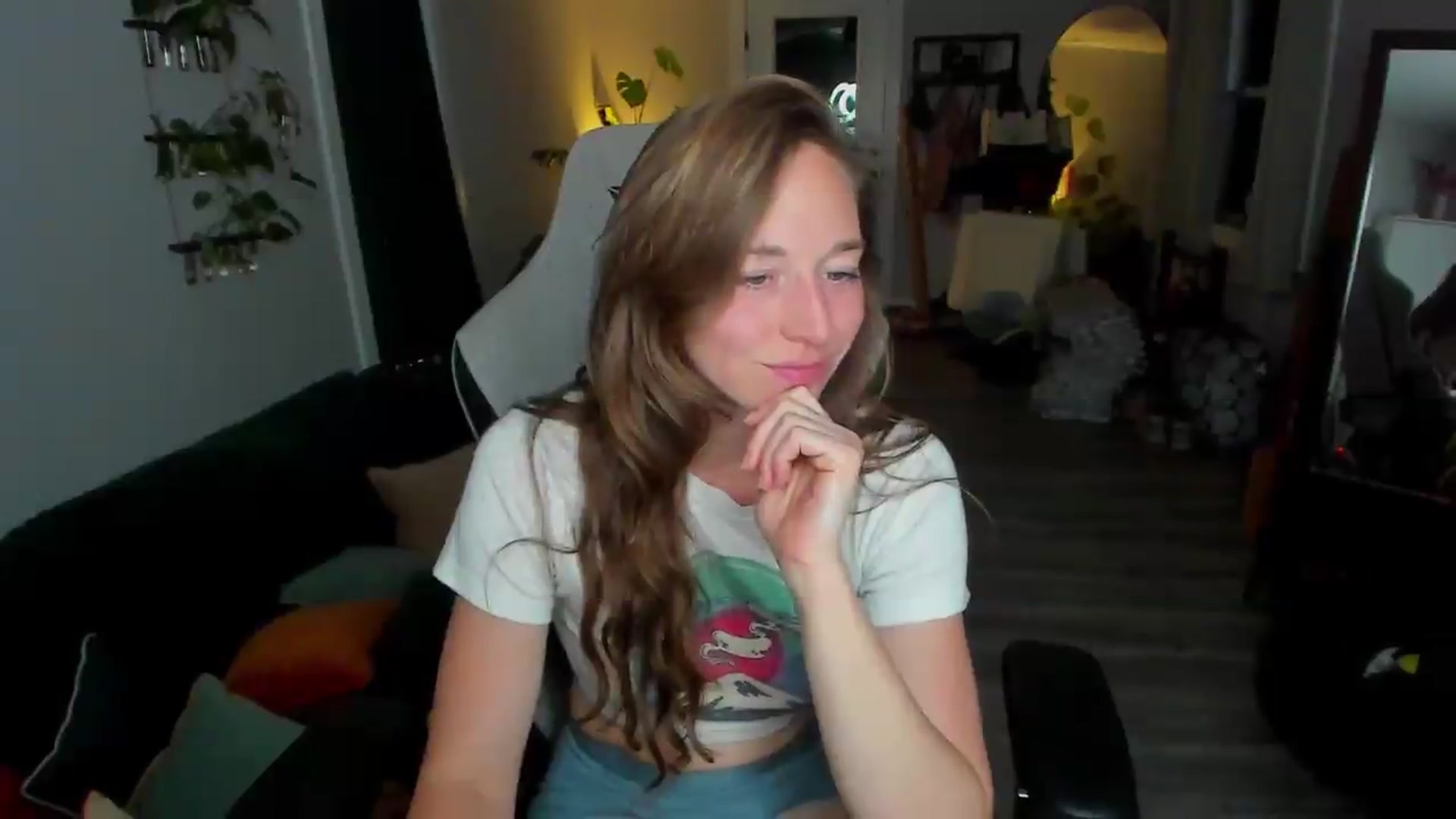 Gallery image thumbnail from She_is_Sam's myfreecams stream on, 05/30/2026, 05:02 image 15 of 20