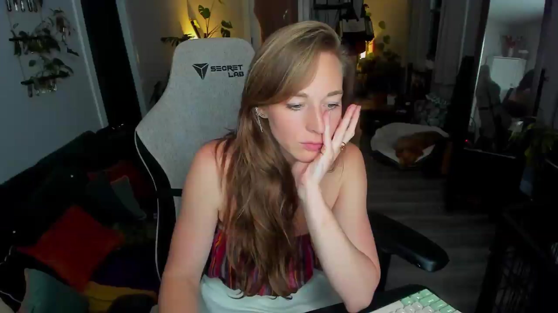 Gallery image thumbnail from She_is_Sam's myfreecams stream on, 06/03/2026, 05:01 image 8 of 20