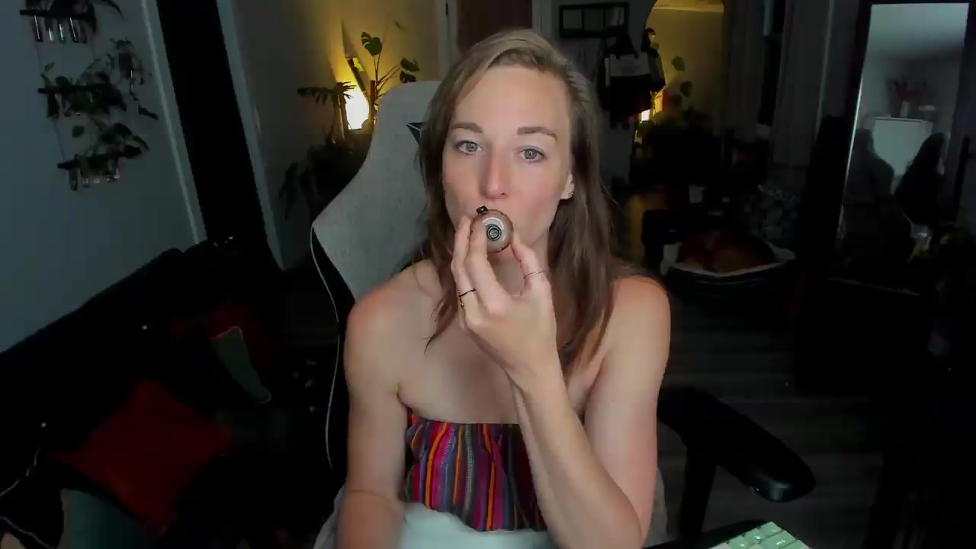Gallery image thumbnail from She_is_Sam's myfreecams stream on, 06/03/2026, 05:41 image 12 of 20