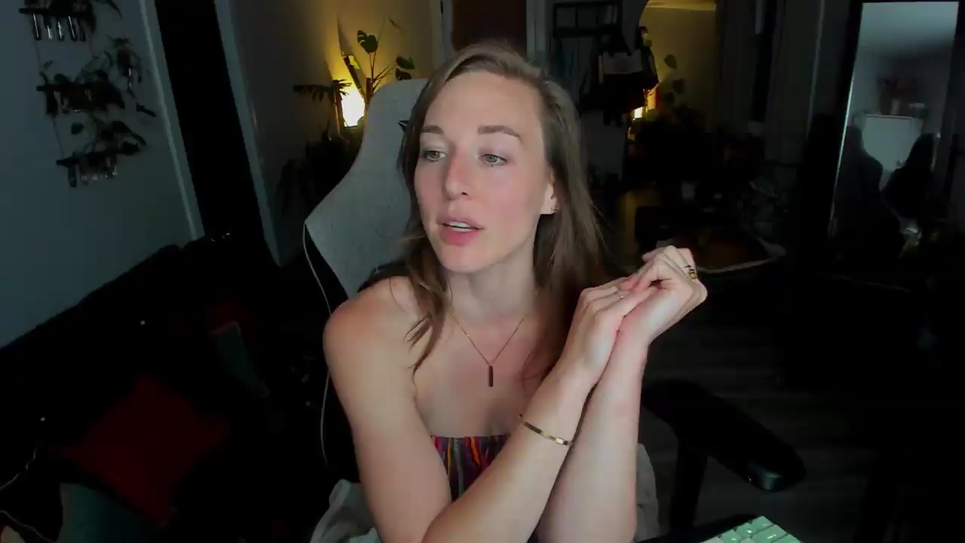 Gallery image thumbnail from She_is_Sam's myfreecams stream on, 06/03/2026, 05:41 image 10 of 20