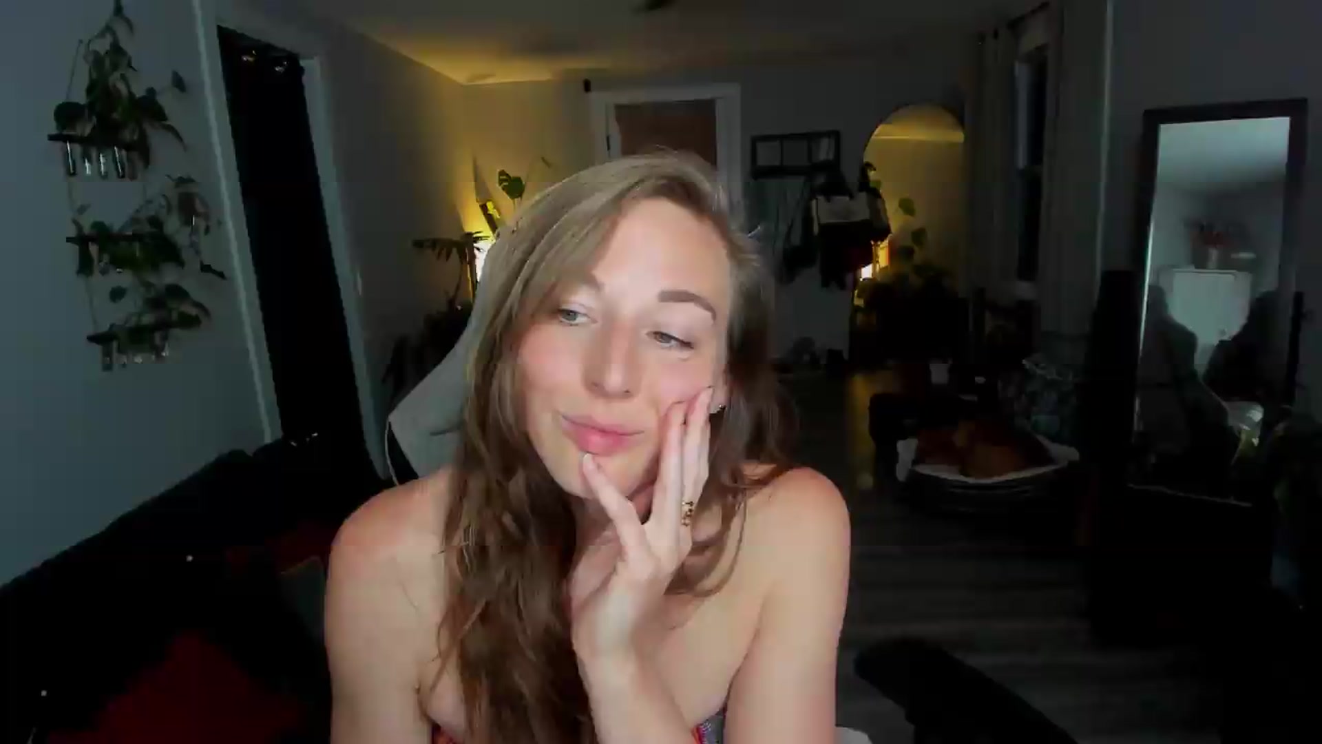 Gallery image thumbnail from She_is_Sam's myfreecams stream on, 06/03/2026, 05:41 image 3 of 20