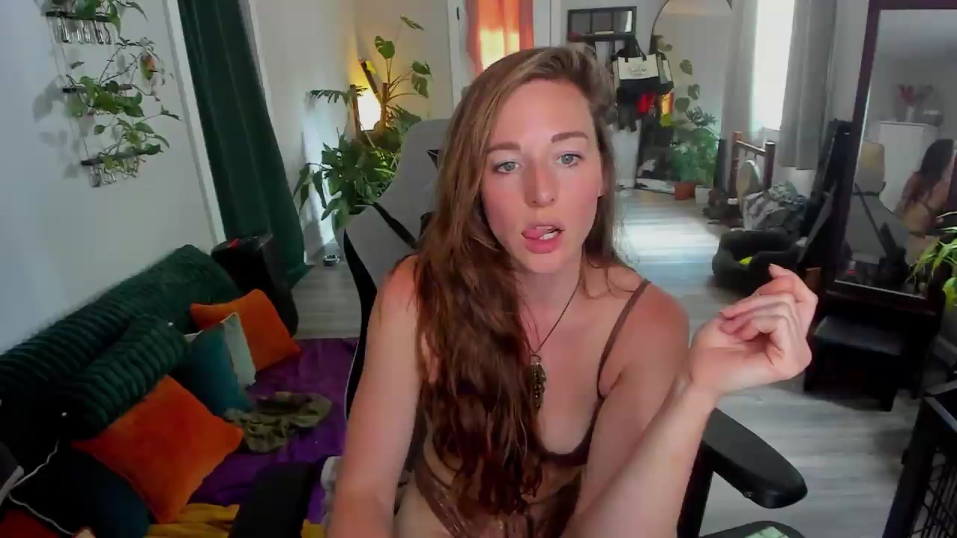 Gallery image thumbnail from She_is_Sam's myfreecams stream on, 06/05/2026, 18:39 image 1 of 20