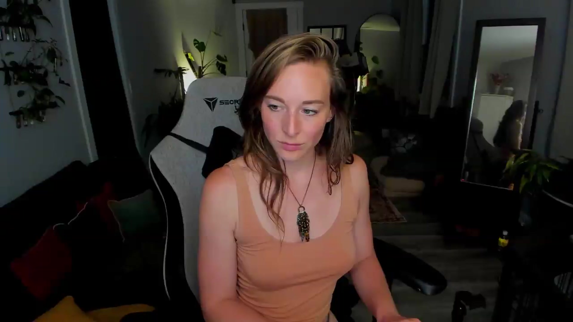 Gallery image thumbnail from She_is_Sam's myfreecams stream on, 06/08/2026, 06:14 image 18 of 20
