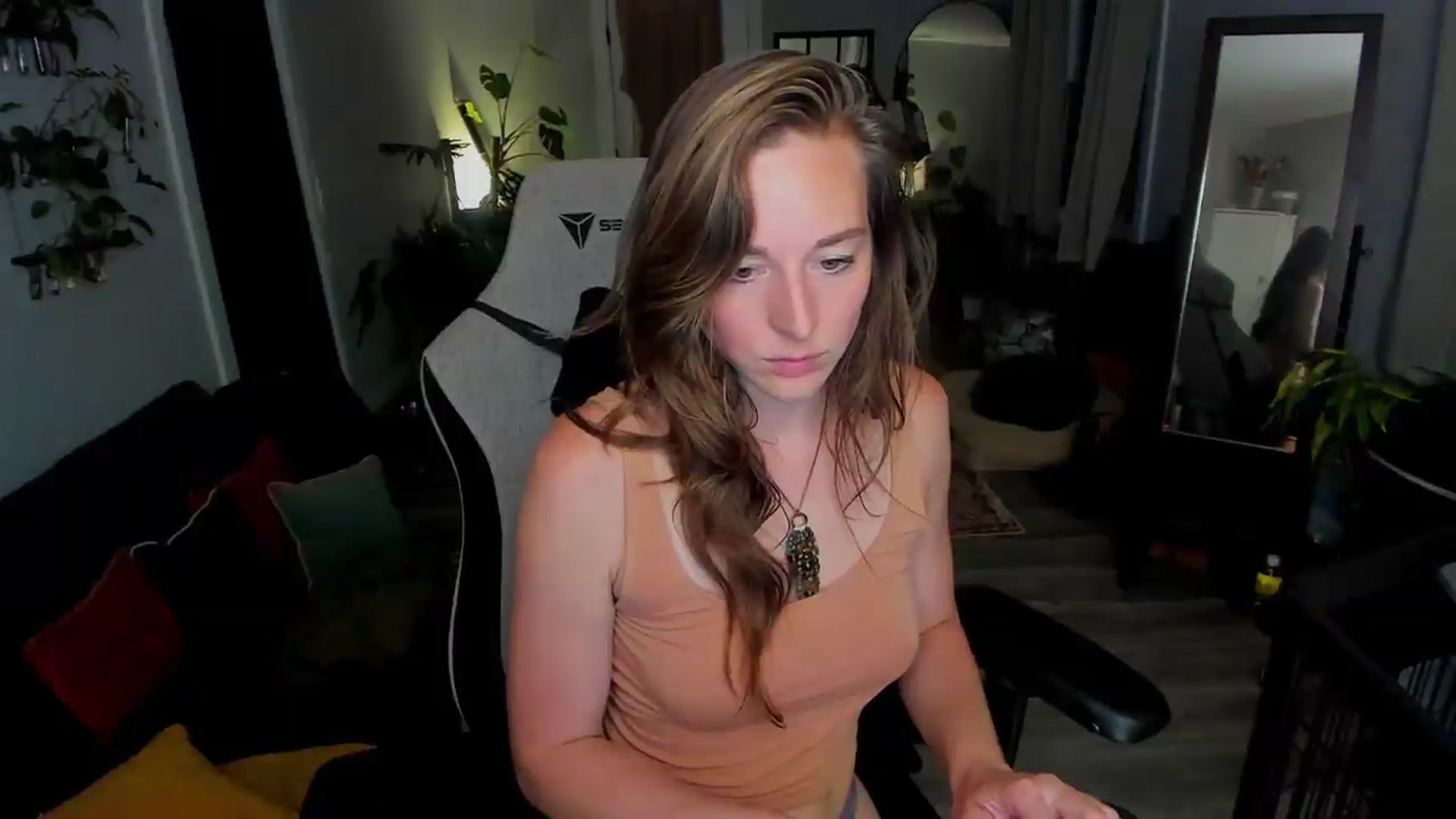 Gallery image thumbnail from She_is_Sam's myfreecams stream on, 06/08/2026, 06:47 image 19 of 20