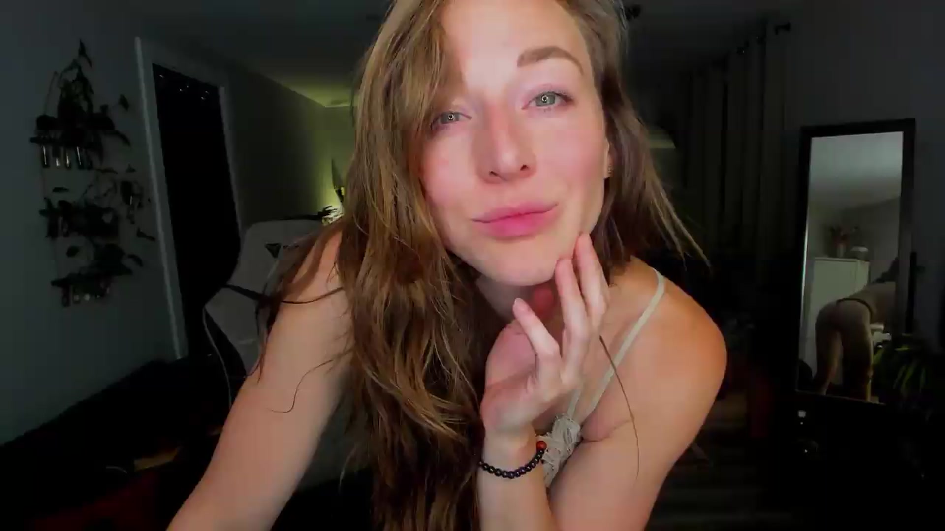 Gallery image thumbnail from She_is_Sam's myfreecams stream on, 06/13/2026, 05:37 image 8 of 20