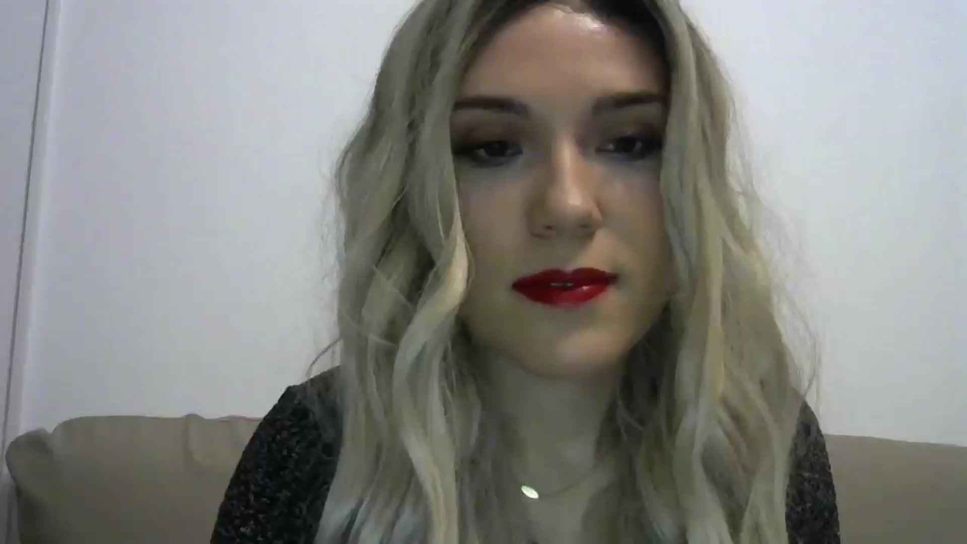 Gallery image thumbnail from Sheida_Lee's myfreecams stream on, 02/17/2025, 19:05 image 4 of 20