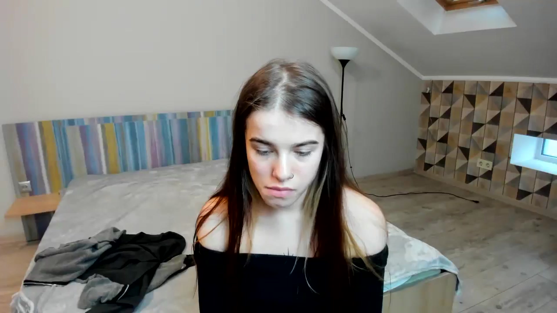 Gallery image thumbnail from ShellyMoon's myfreecams stream on, 01/08/2025, 11:32 image 14 of 20
