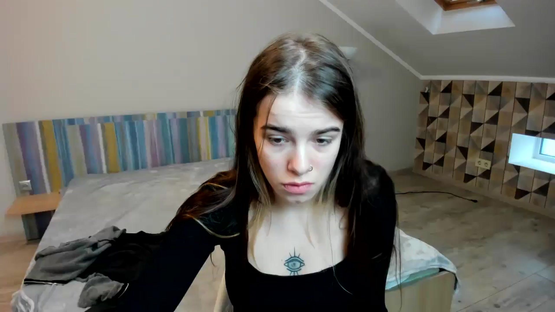 Gallery image thumbnail from ShellyMoon's myfreecams stream on, 01/08/2025, 11:32 image 1 of 20