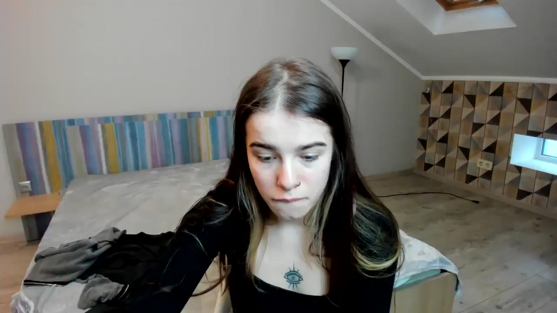 Gallery image thumbnail from ShellyMoon's myfreecams stream on, 01/08/2025, 11:32 image 8 of 20