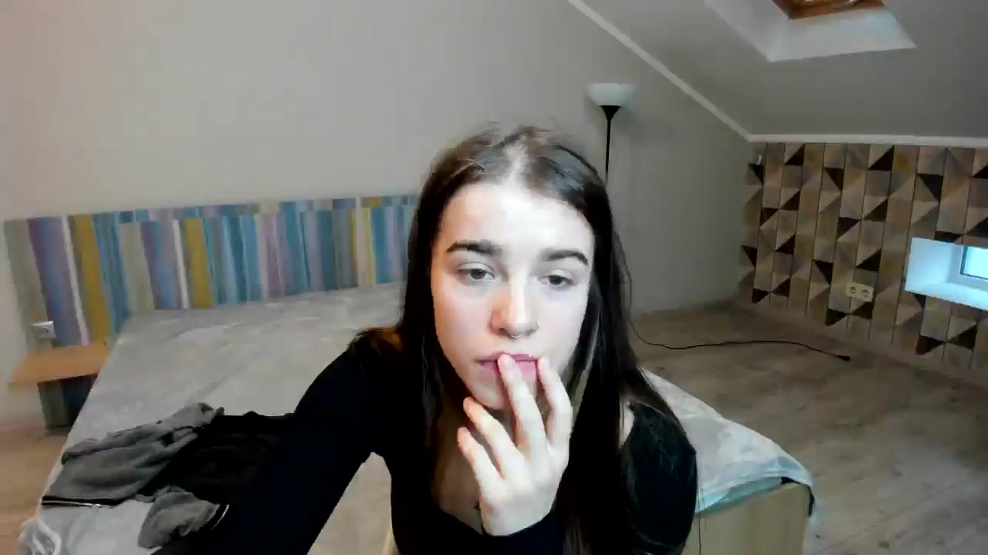 Gallery image thumbnail from ShellyMoon's myfreecams stream on, 01/08/2025, 11:32 image 16 of 20